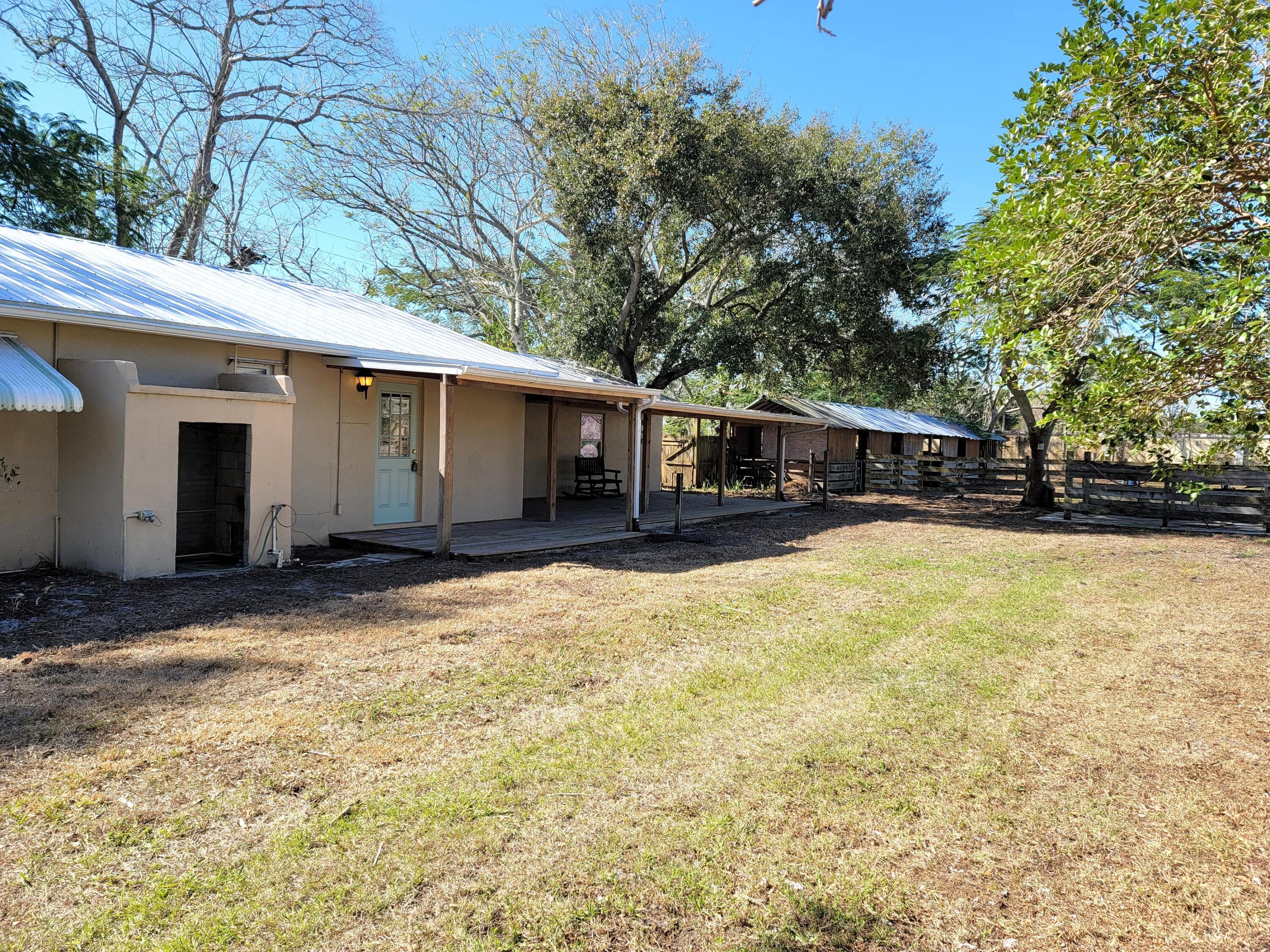 4362 W Midway Road, Fort Pierce, FL 34981 — photo 5 of 29