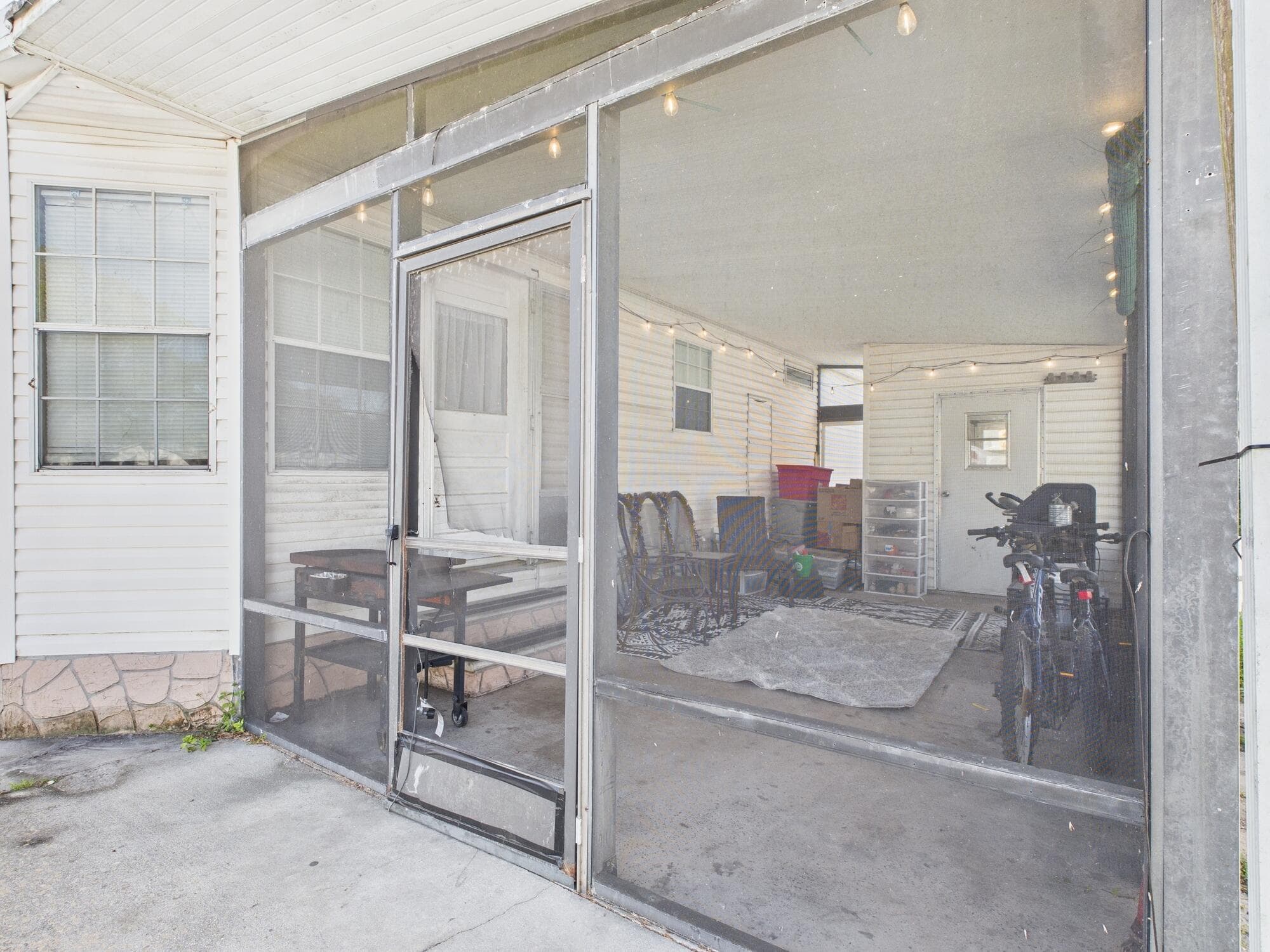 102 NE 8th Avenue, Okeechobee, FL 34972 — photo 4 of 30
