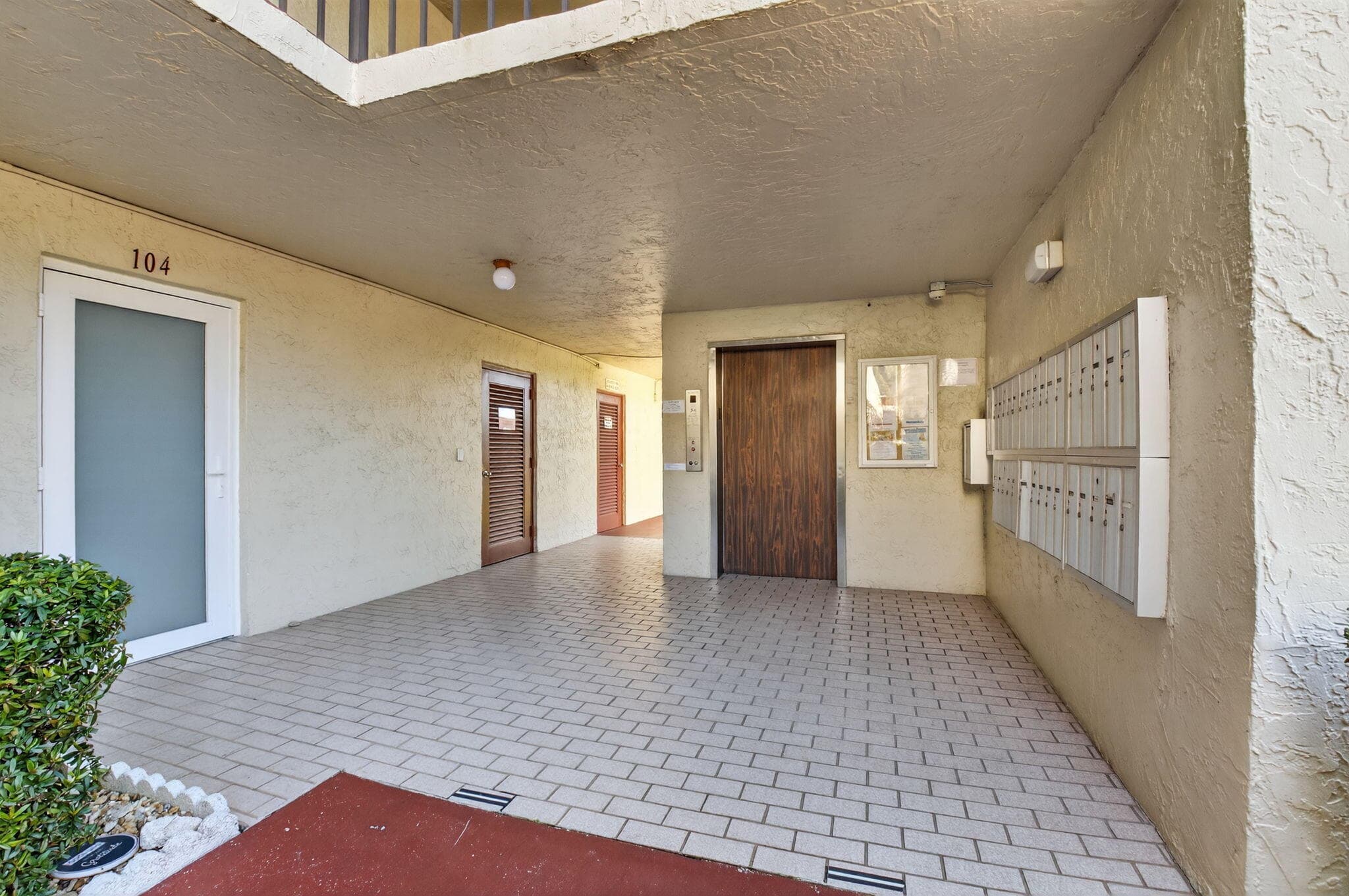 27 Abbey Lane 207, Delray Beach, FL 33446 — photo 3 of 47