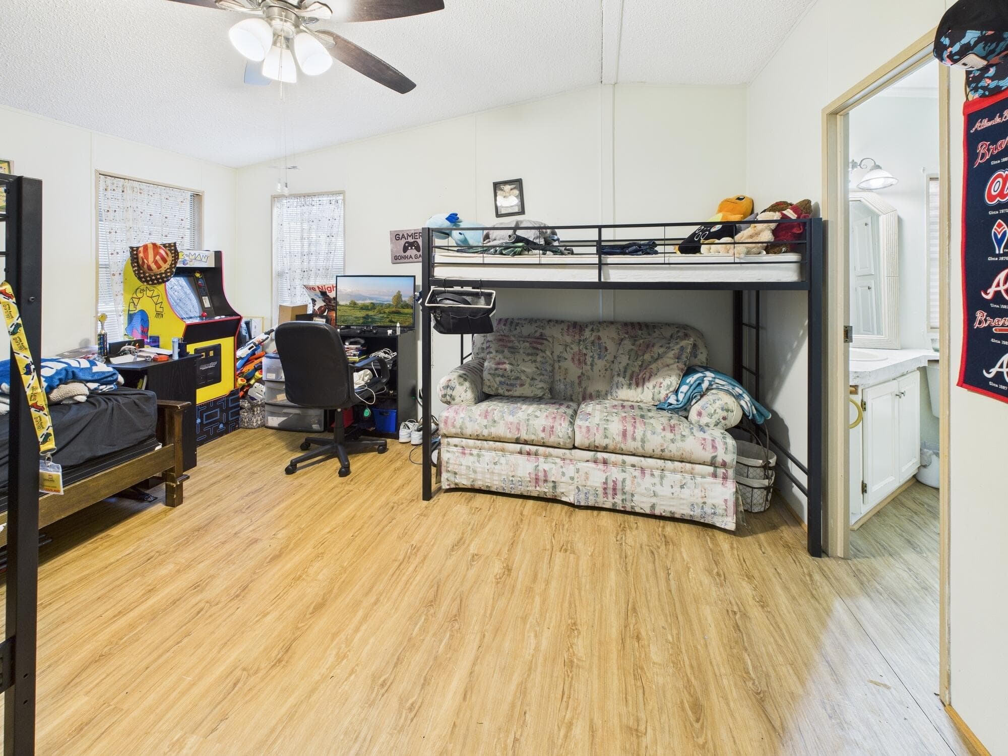 102 NE 8th Avenue, Okeechobee, FL 34972 — photo 23 of 30