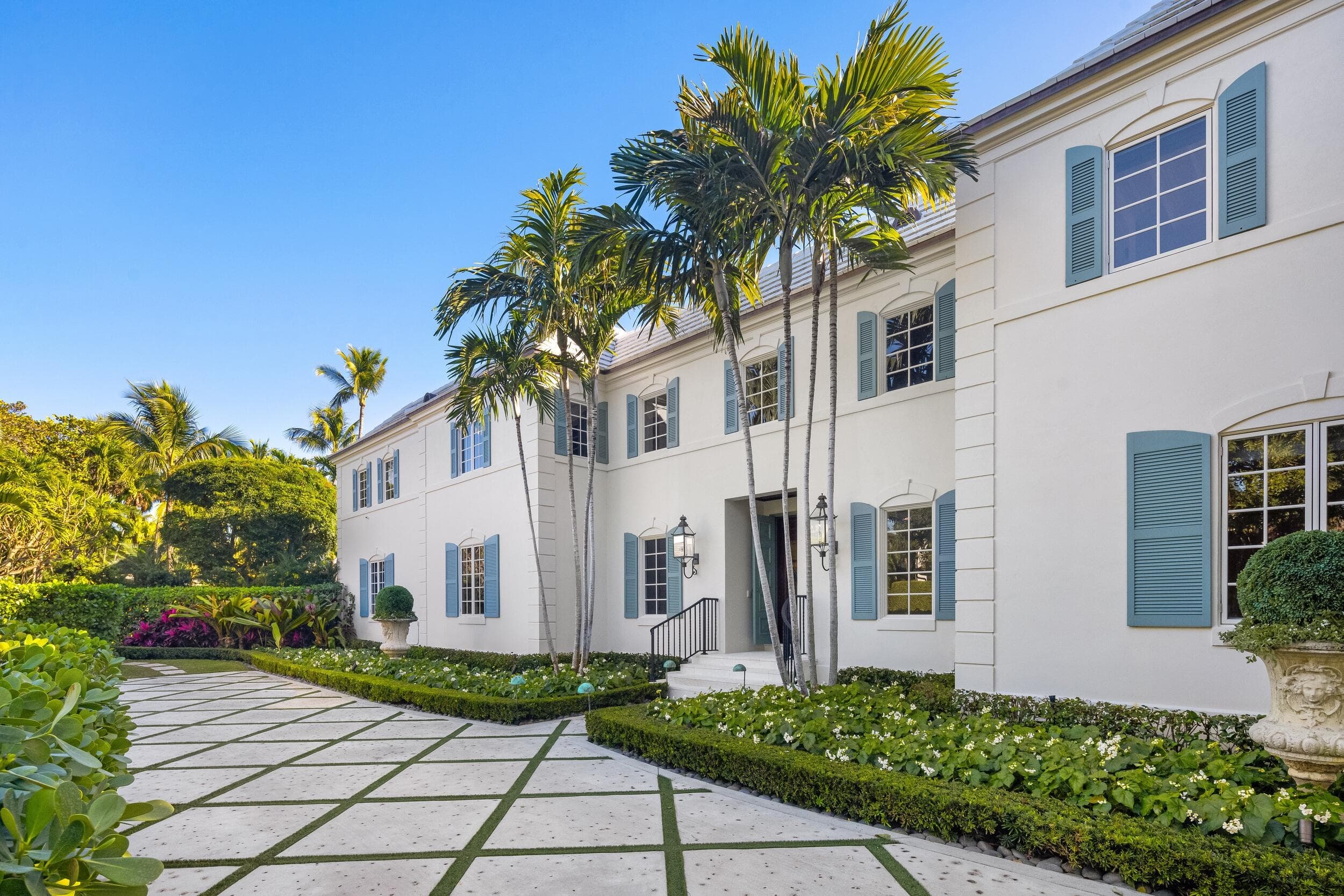 9 Via Vizcaya, Palm Beach, FL 33480 — photo 1 of 50