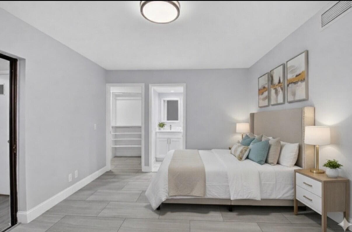 450 Piedmont J 450, Delray Beach, FL 33484 — photo 22 of 78