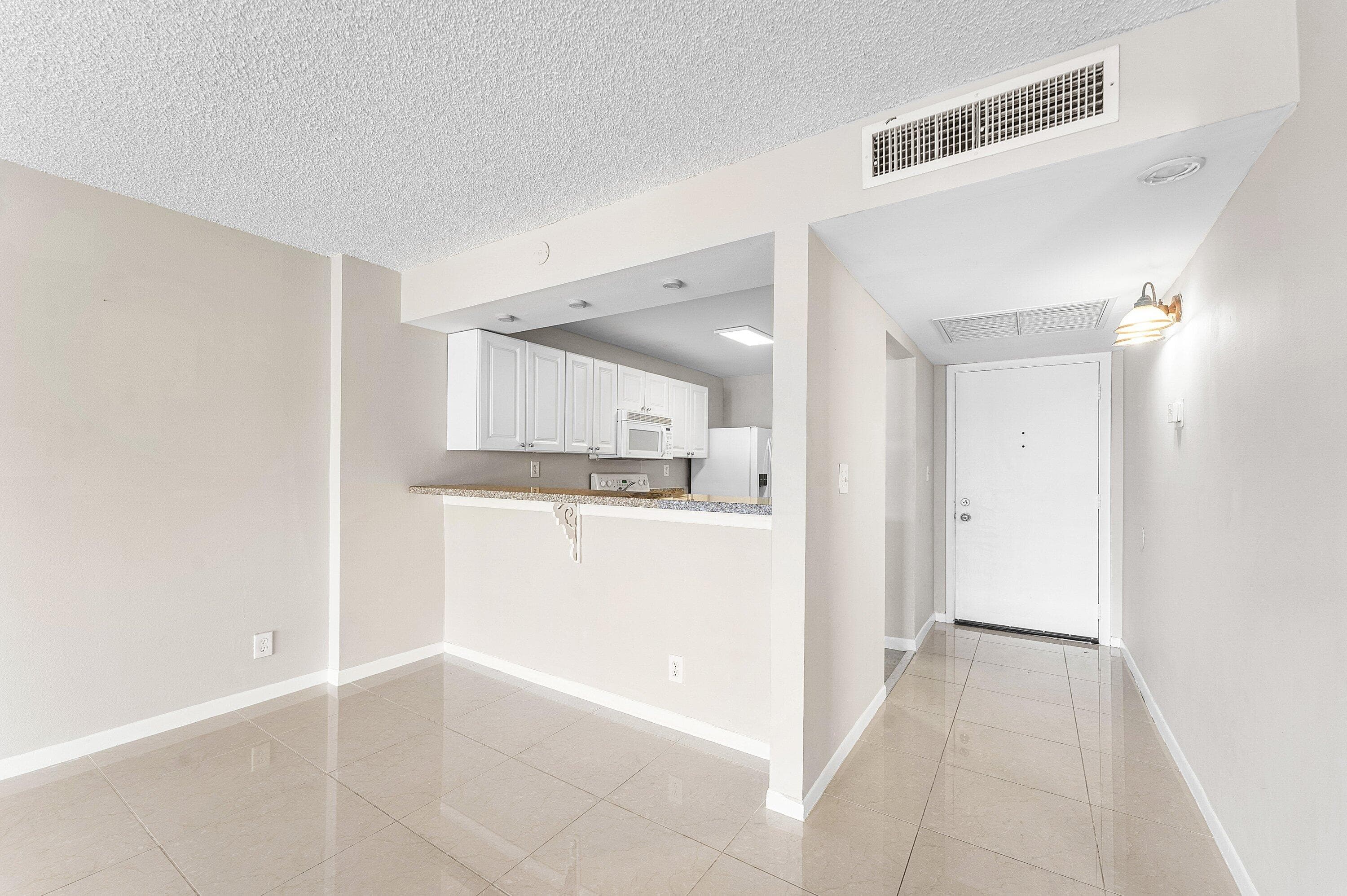 10 Royal Palm Way 203, Boca Raton, FL 33432 — photo 10 of 45