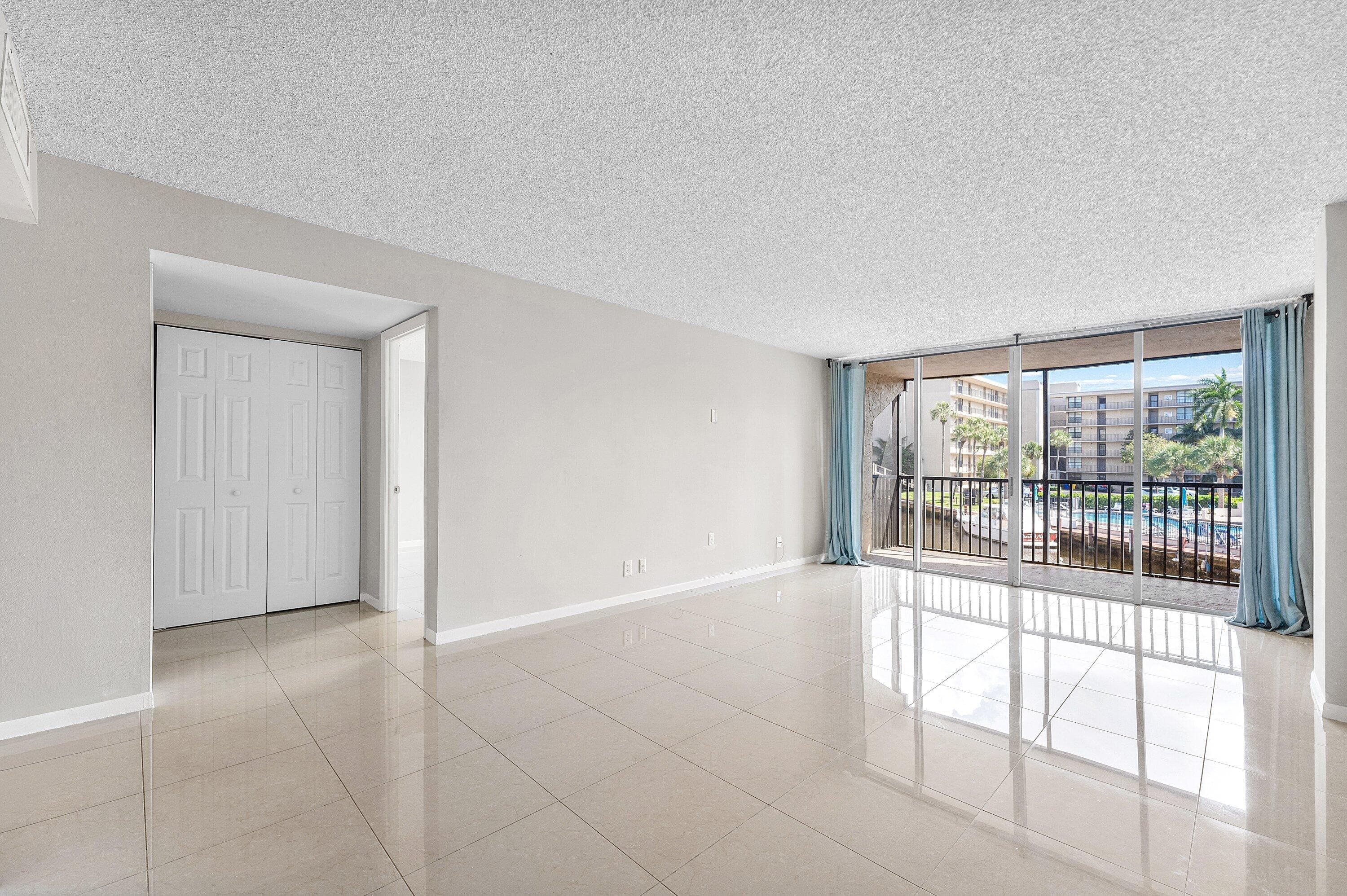 10 Royal Palm Way 203, Boca Raton, FL 33432 — photo 15 of 45