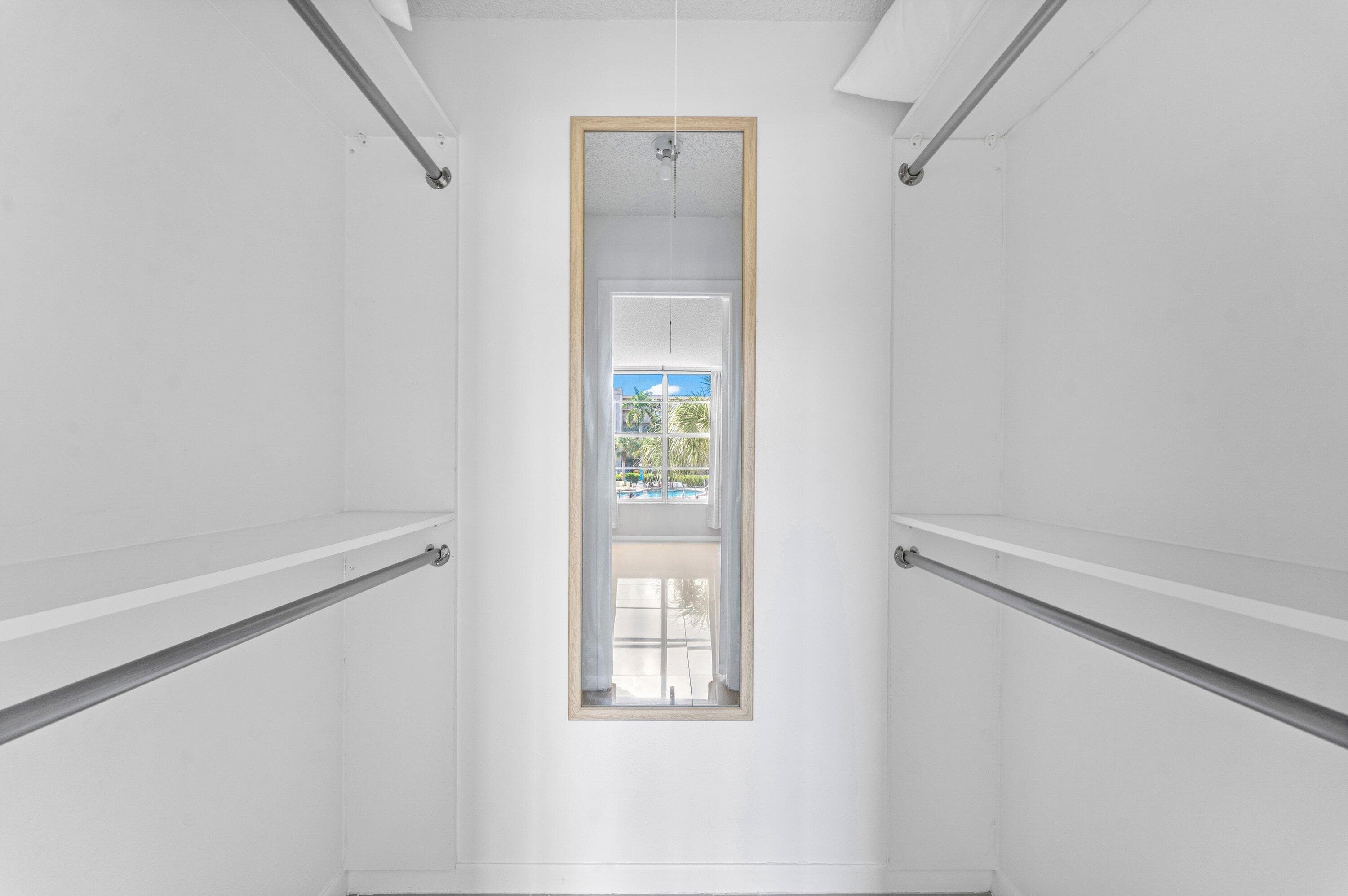 10 Royal Palm Way 203, Boca Raton, FL 33432 — photo 28 of 45