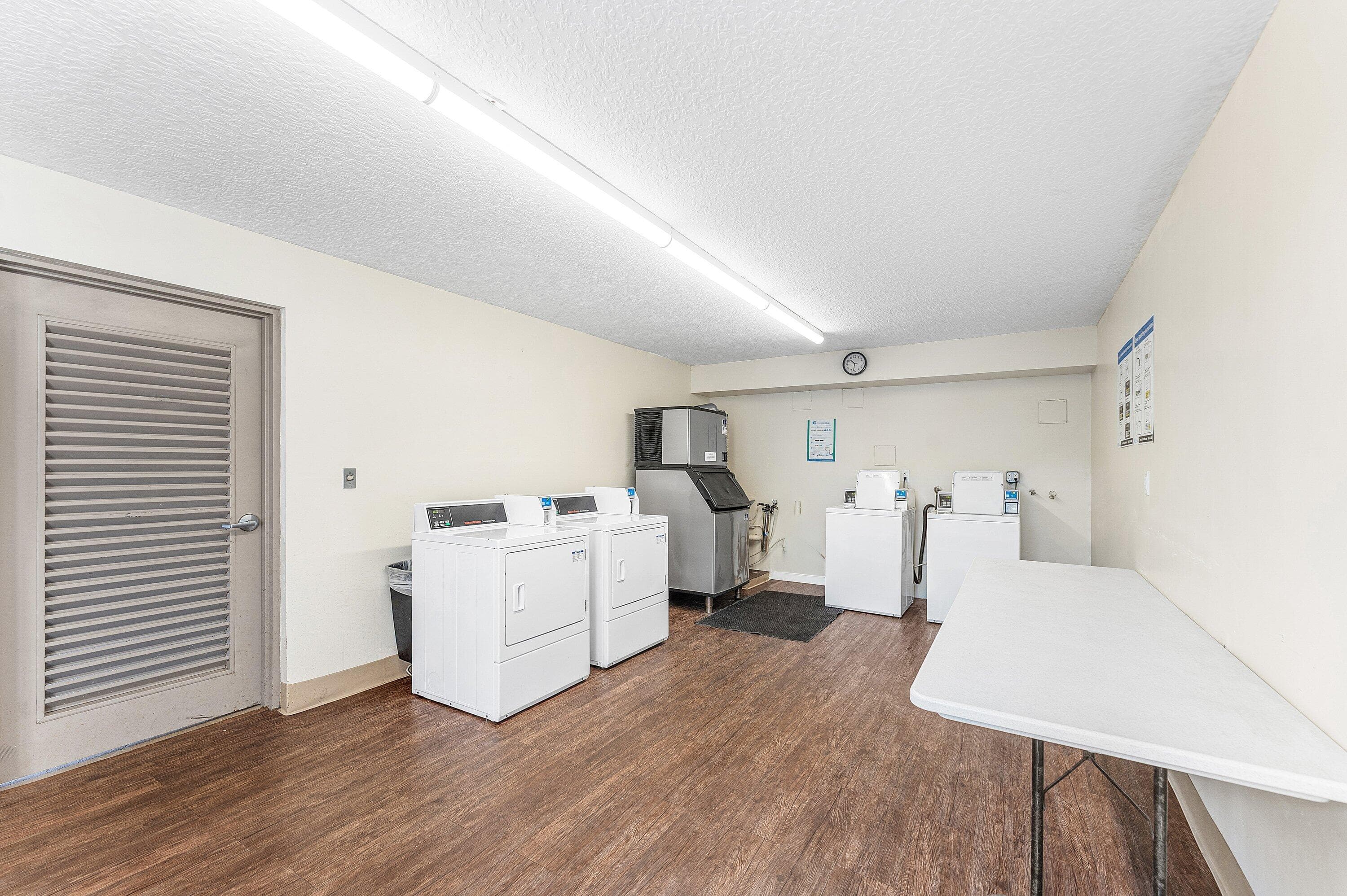 10 Royal Palm Way 203, Boca Raton, FL 33432 — photo 31 of 45