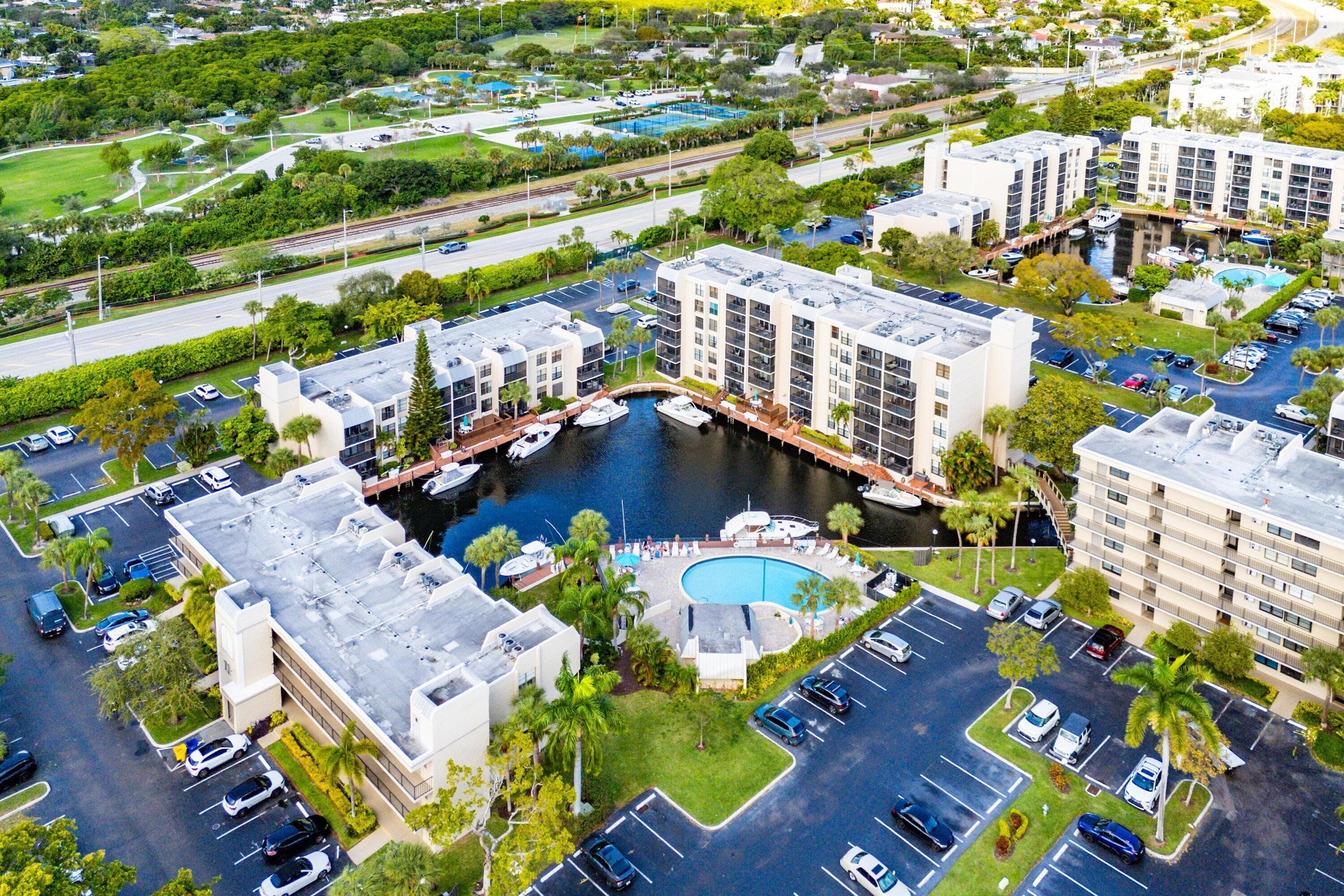 10 Royal Palm Way 203, Boca Raton, FL 33432 — photo 35 of 45