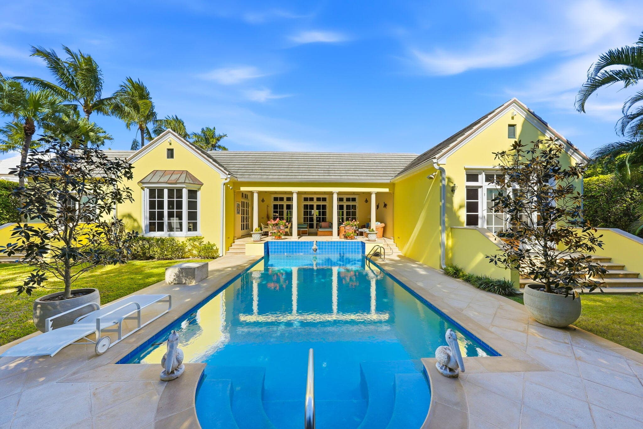 240 Tangier Avenue, Palm Beach, FL 33480 — photo 2 of 18