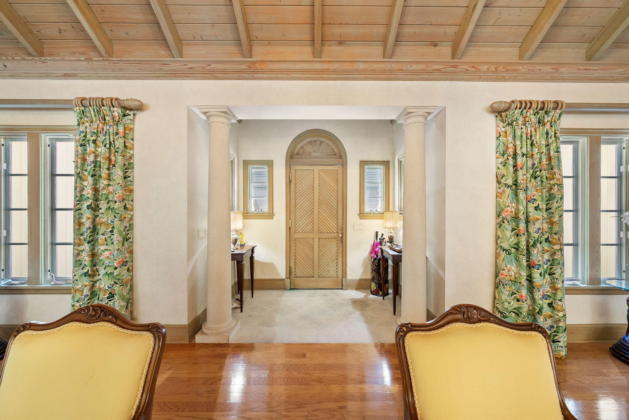 240 Tangier Avenue, Palm Beach, FL 33480 — photo 10 of 18
