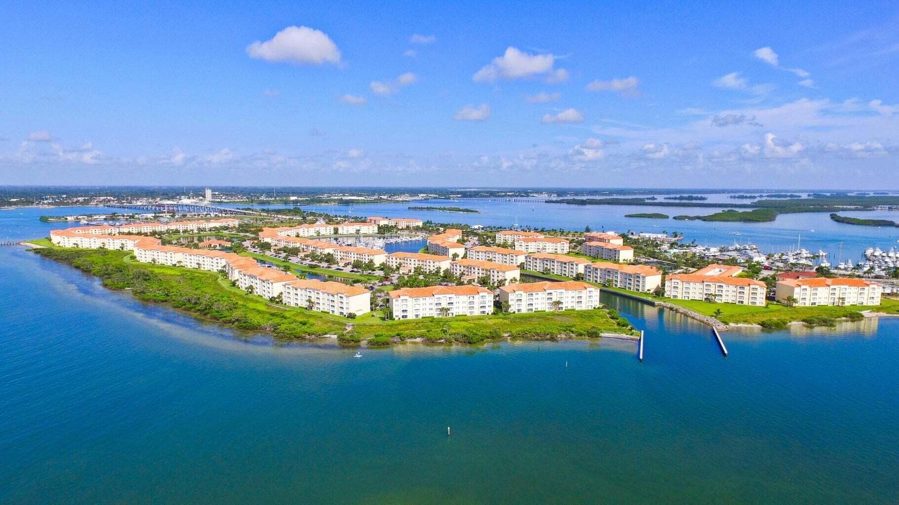 29 Harbour Isle Drive W Ph01, Hutchinson Island, FL 34949 — photo 38 of 42