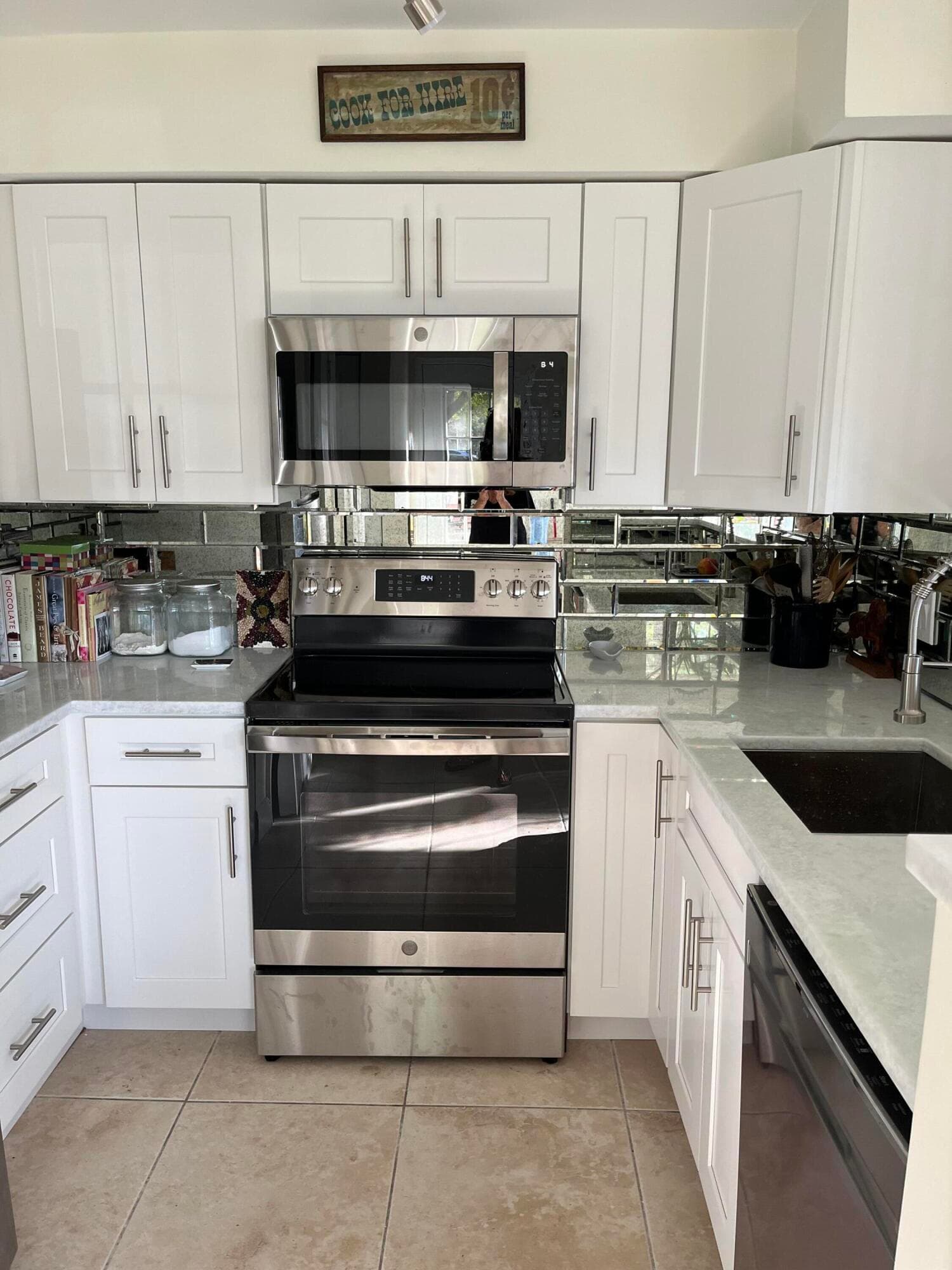 1001 Crystal Way A, Delray Beach, FL 33444 — photo 3 of 10