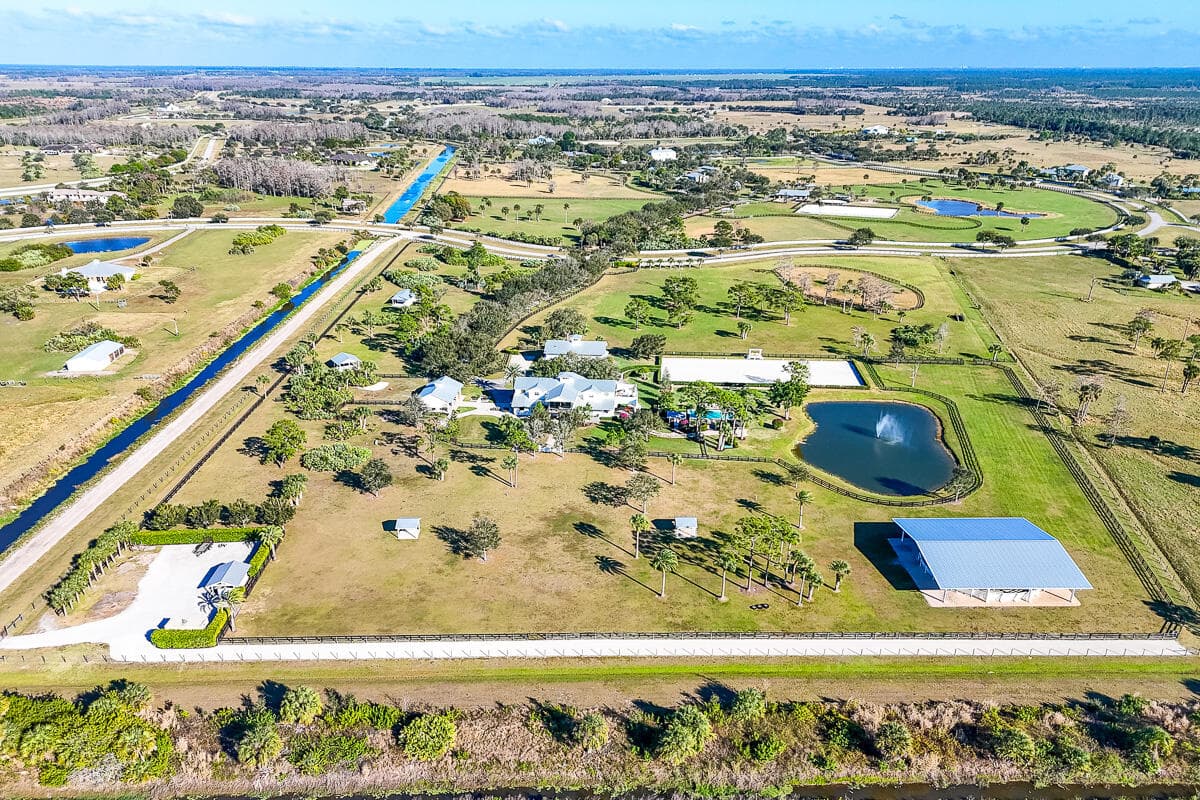 2541 SW Trailside Path, Stuart, FL 34997 — photo 8 of 100