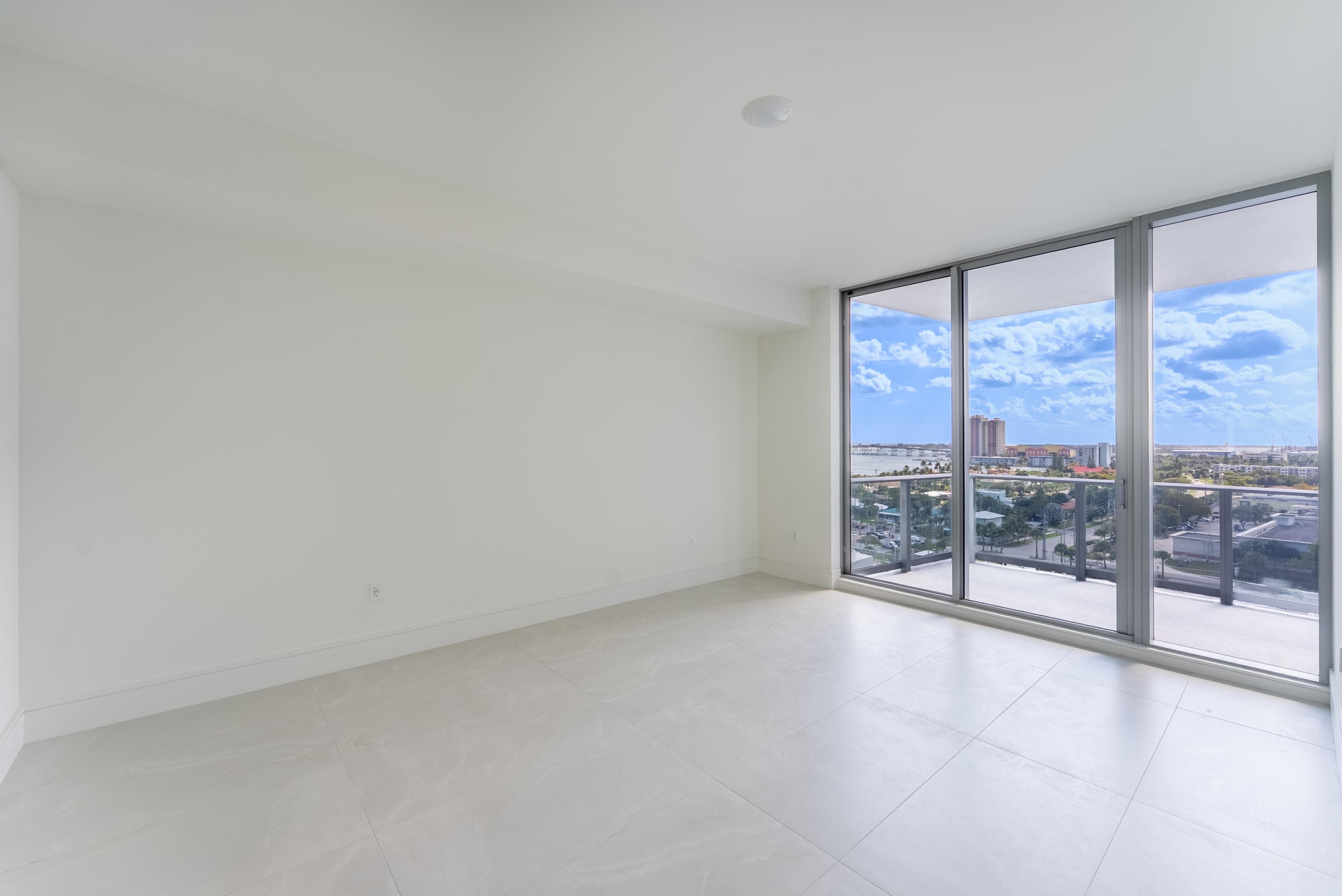 220 Lake Shore Drive 1011, Lake Park, FL 33403 — photo 15 of 68