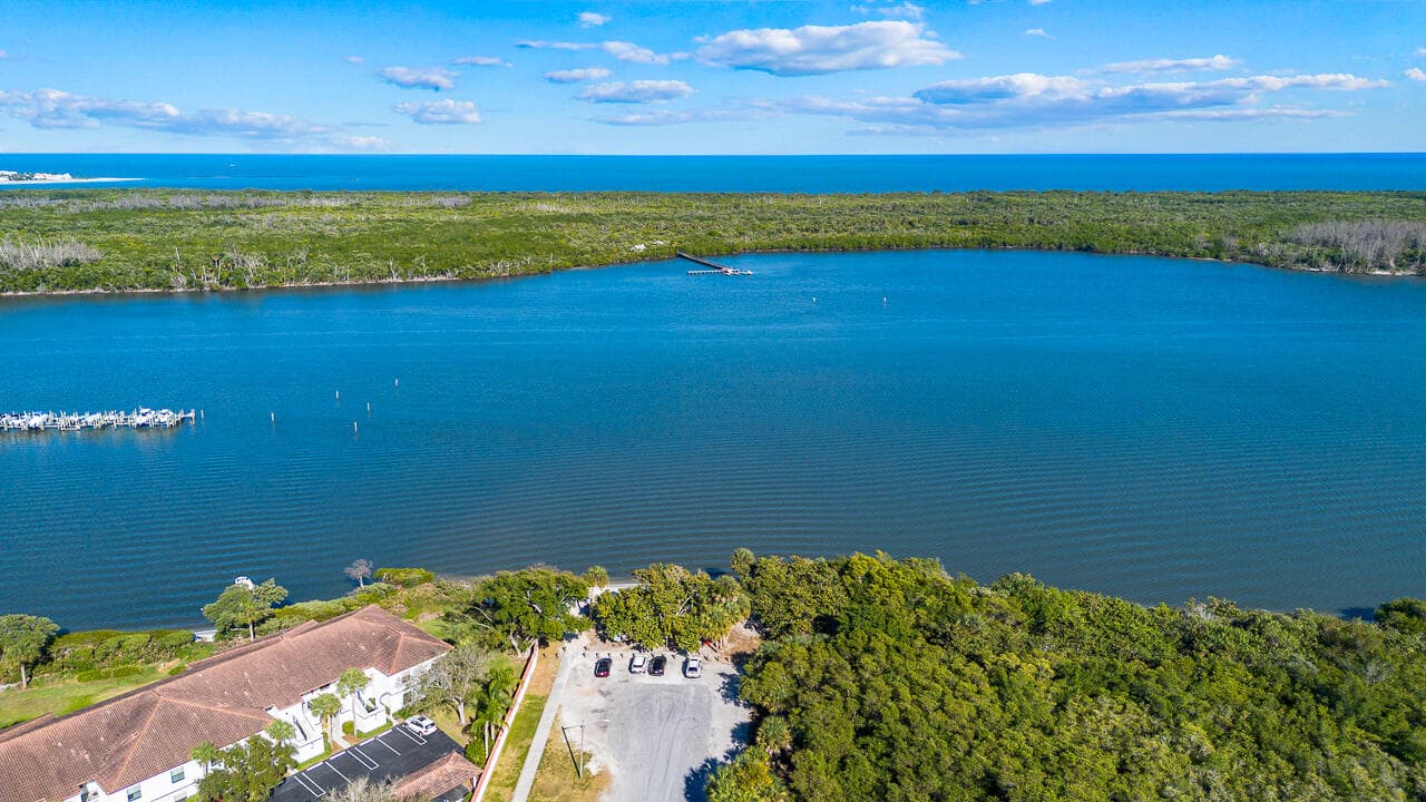 5678 SE Riverboat Drive 129, Stuart, FL 34997 — photo 42 of 50