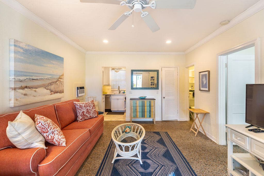 88 S Ocean Boulevard, Delray Beach, FL 33483 — photo 4 of 6