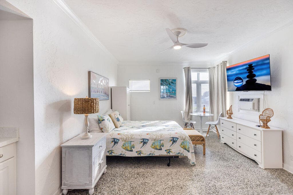 88 S Ocean Boulevard, Delray Beach, FL 33483 — photo 3 of 6