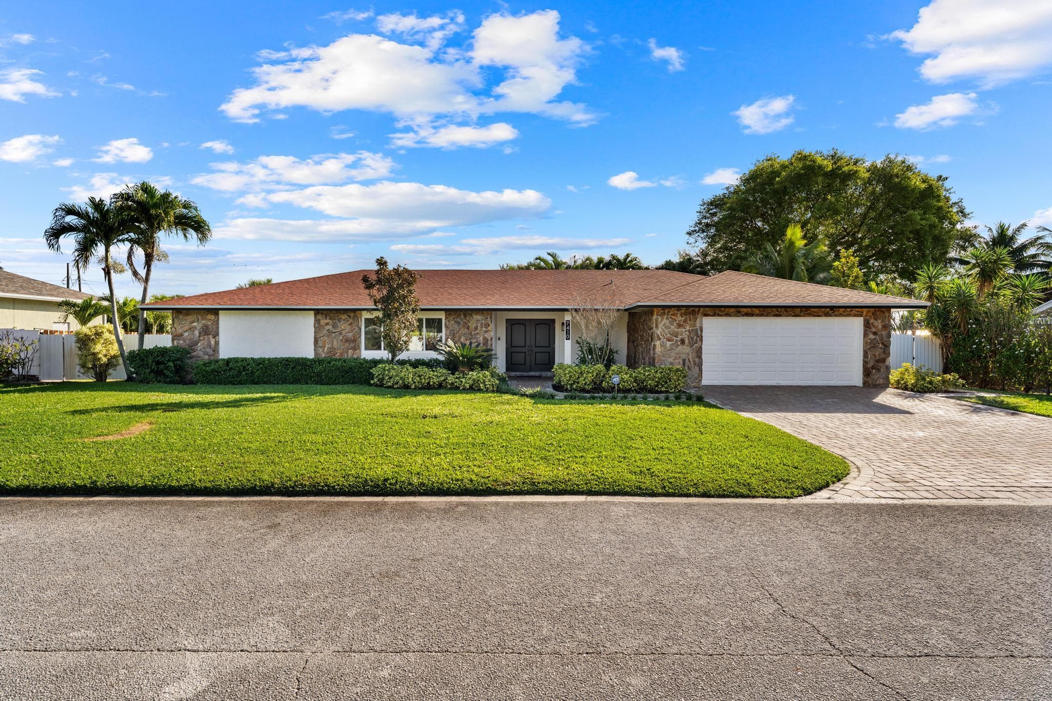 7410 Venetian Way, Lake Clarke Shores, FL 33406 — photo