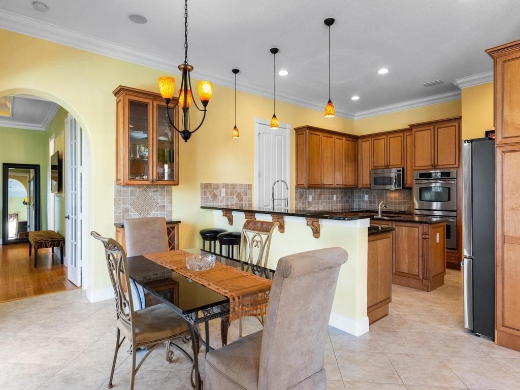 6168 56th Avenue, Vero Beach, FL 32967 — photo 10 of 36
