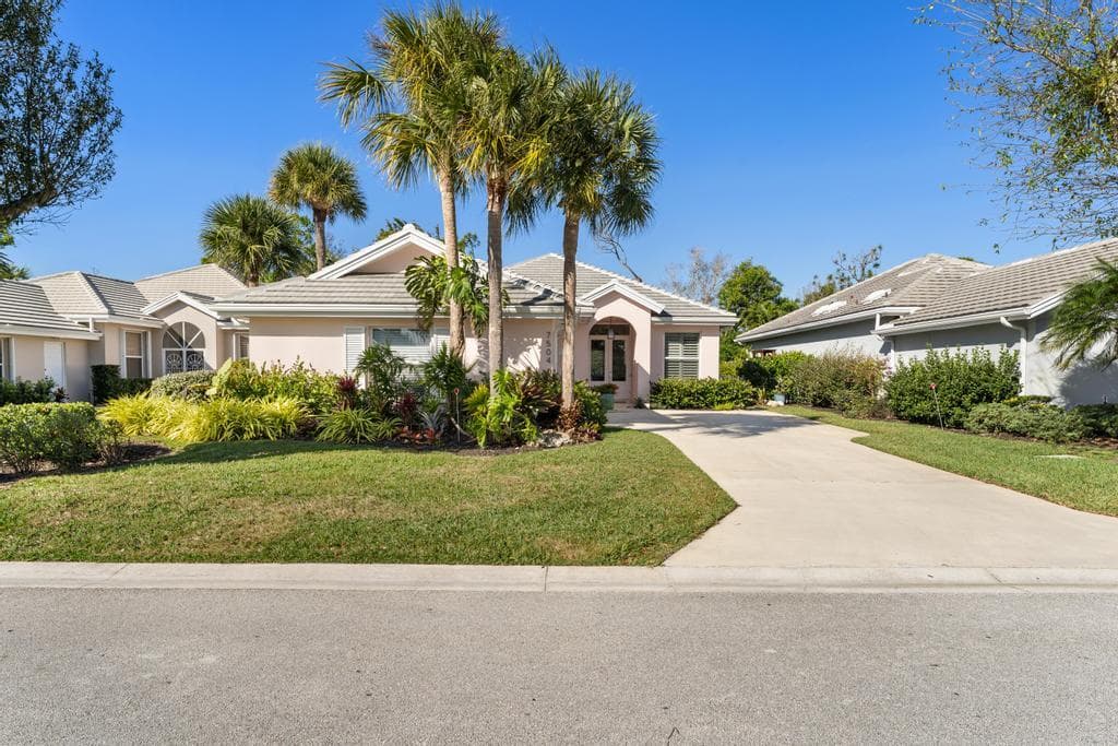 7504 SE Bay Cedar Circle, Hobe Sound, FL 33455 — photo 2 of 64