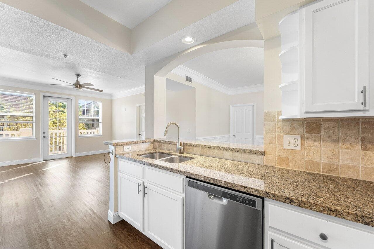 276 Murcia Drive 301, Jupiter, FL 33458 — photo 16 of 52