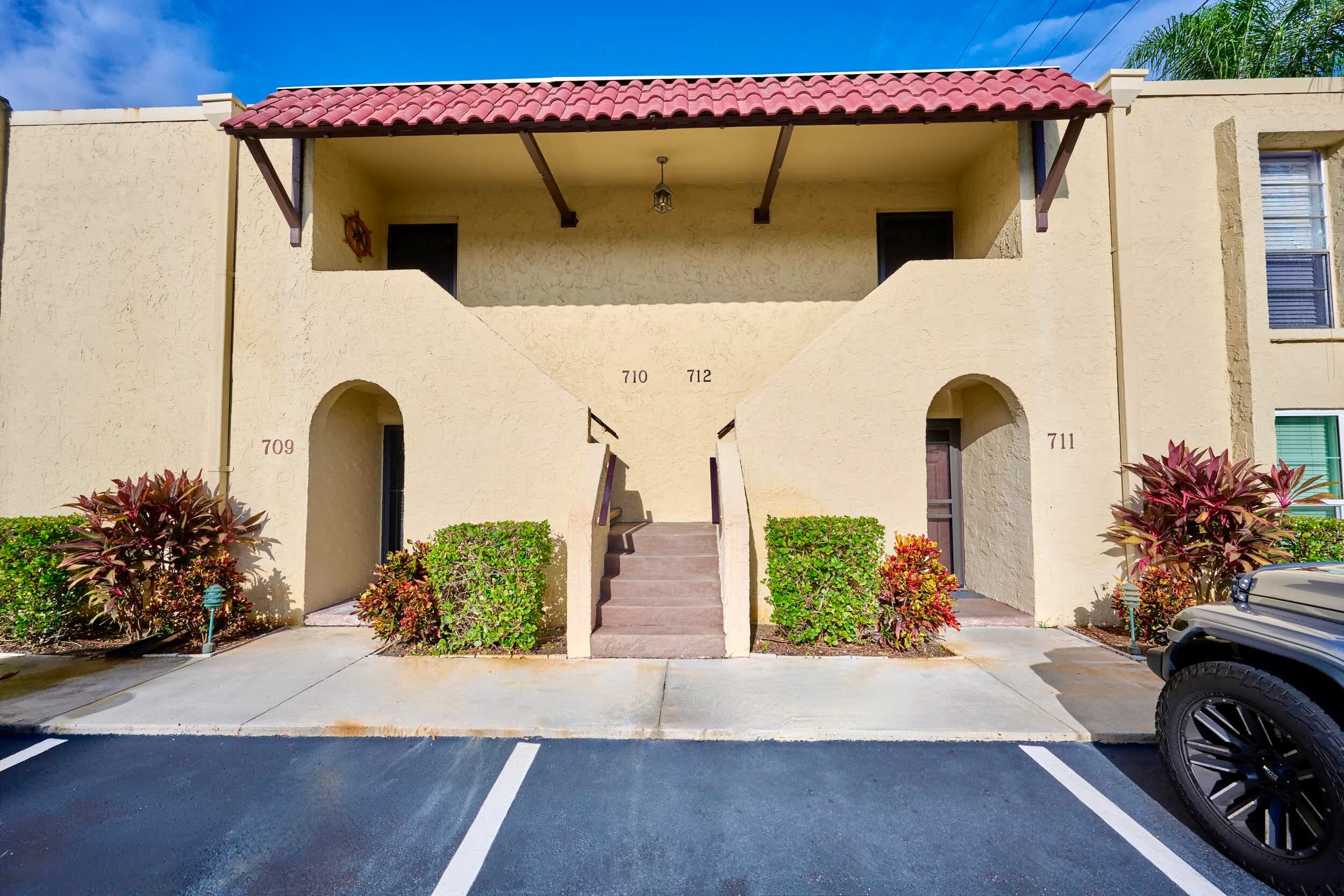 835 18th Street 712, Vero Beach, FL 32960 — photo 4 of 58