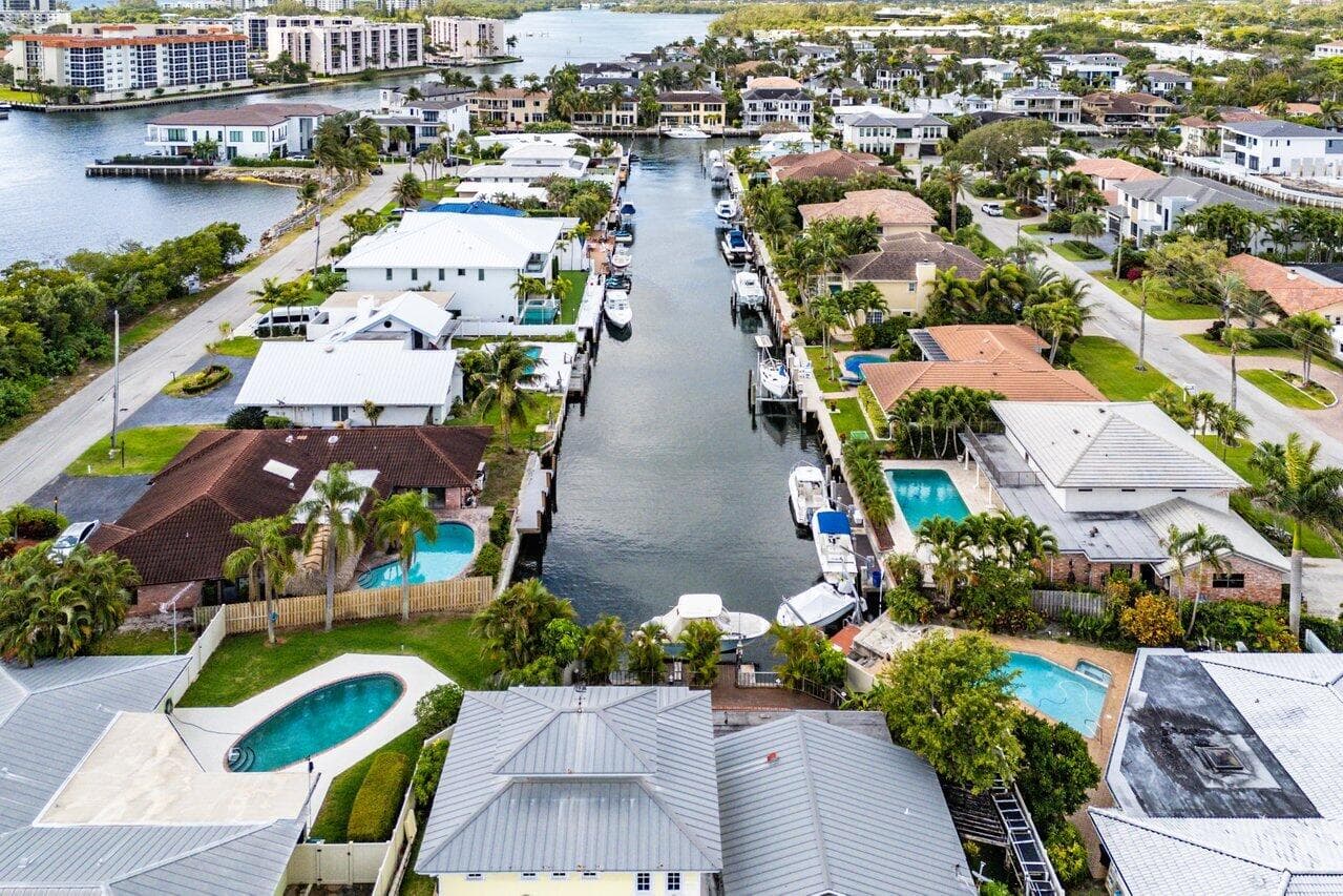 3163 NE 8th Avenue, Boca Raton, FL 33431 — photo 1 of 17