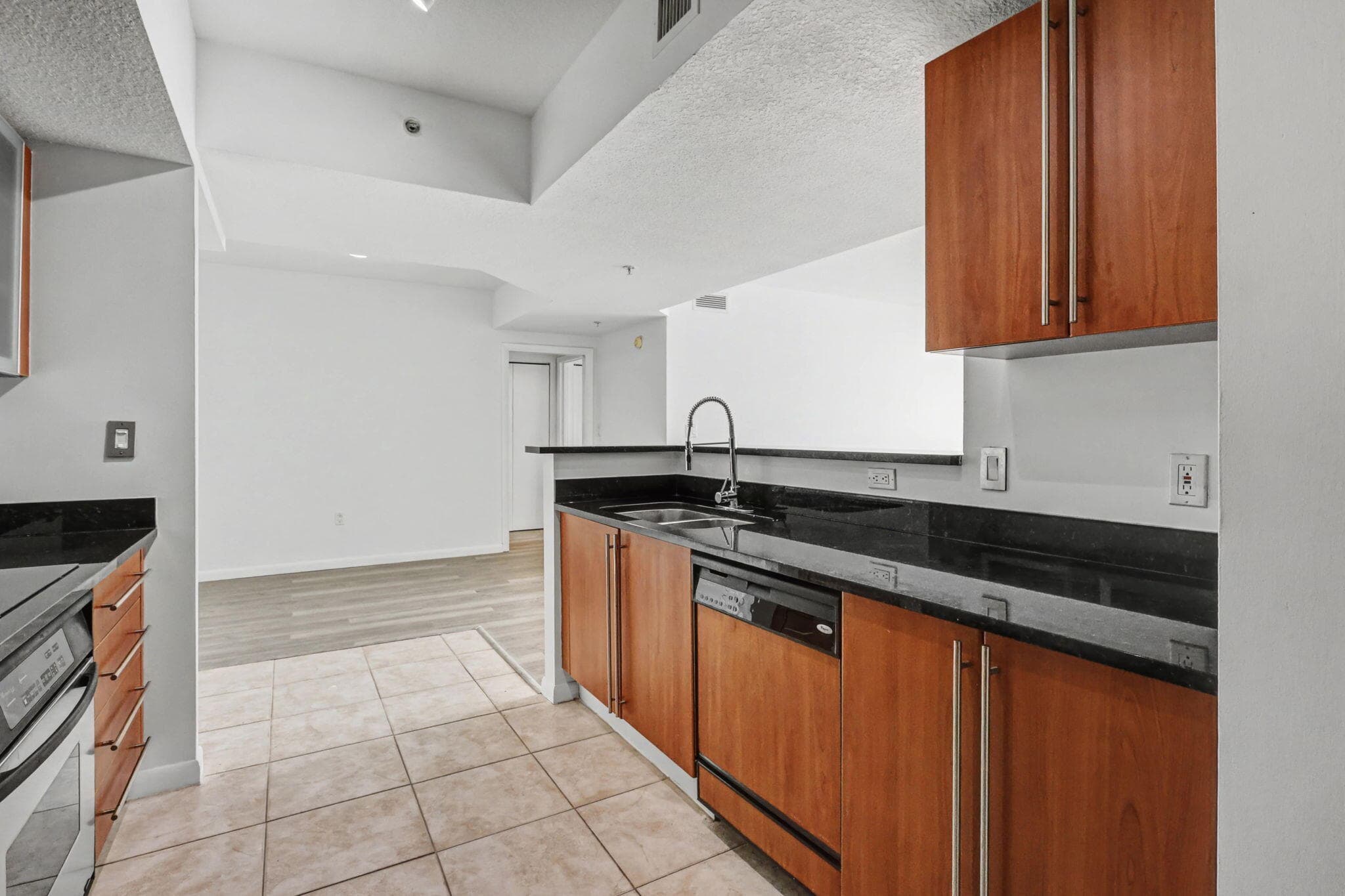 1551 N Flagler Drive 1514, West Palm Beach, FL 33401 — photo 7 of 36