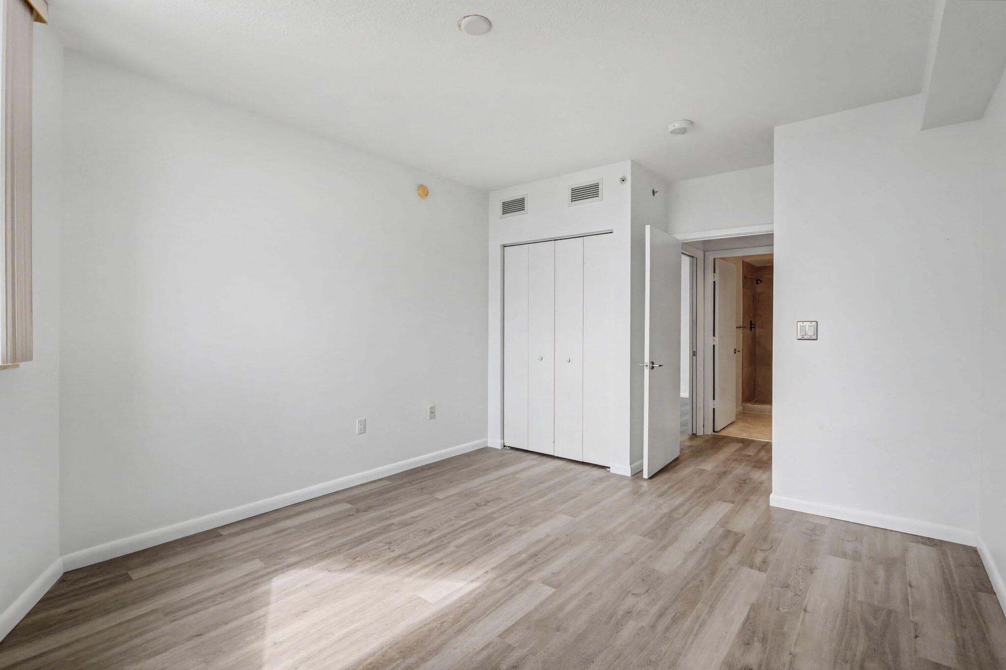 1551 N Flagler Drive 1514, West Palm Beach, FL 33401 — photo 22 of 36