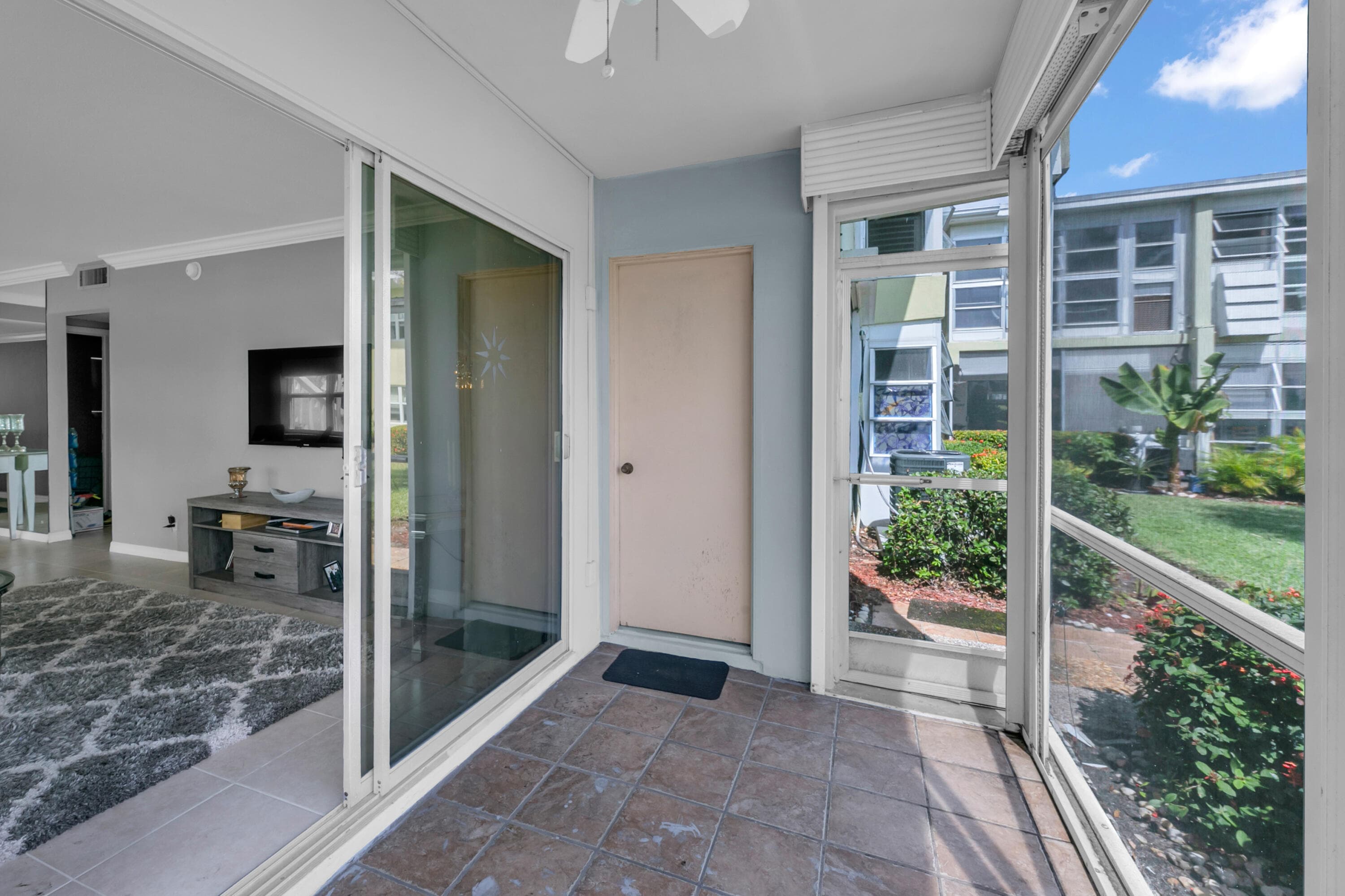 960 Crystal Lake Drive 115, Deerfield Beach, FL 33064 — photo 15 of 35