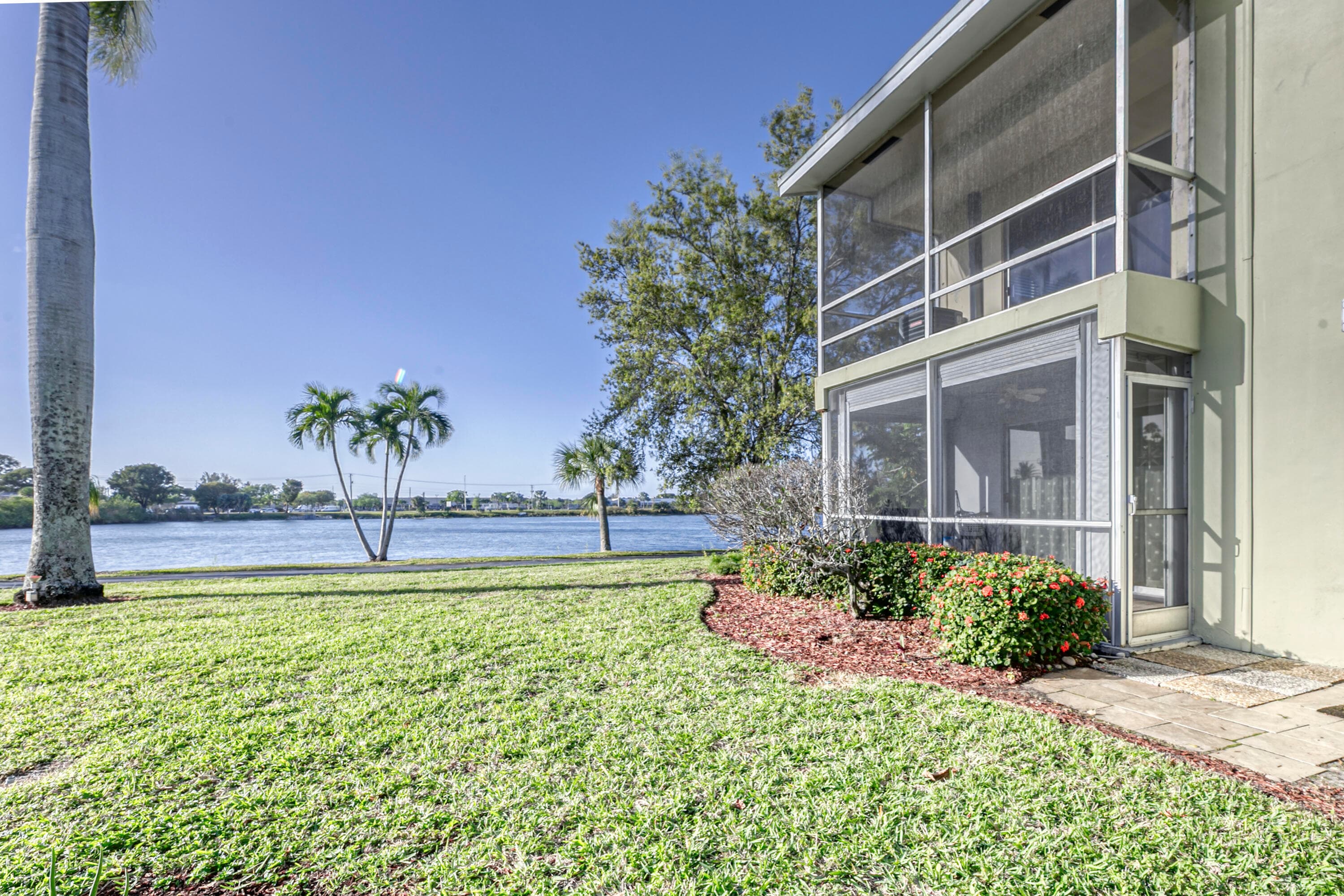 960 Crystal Lake Drive 115, Deerfield Beach, FL 33064 — photo 32 of 35