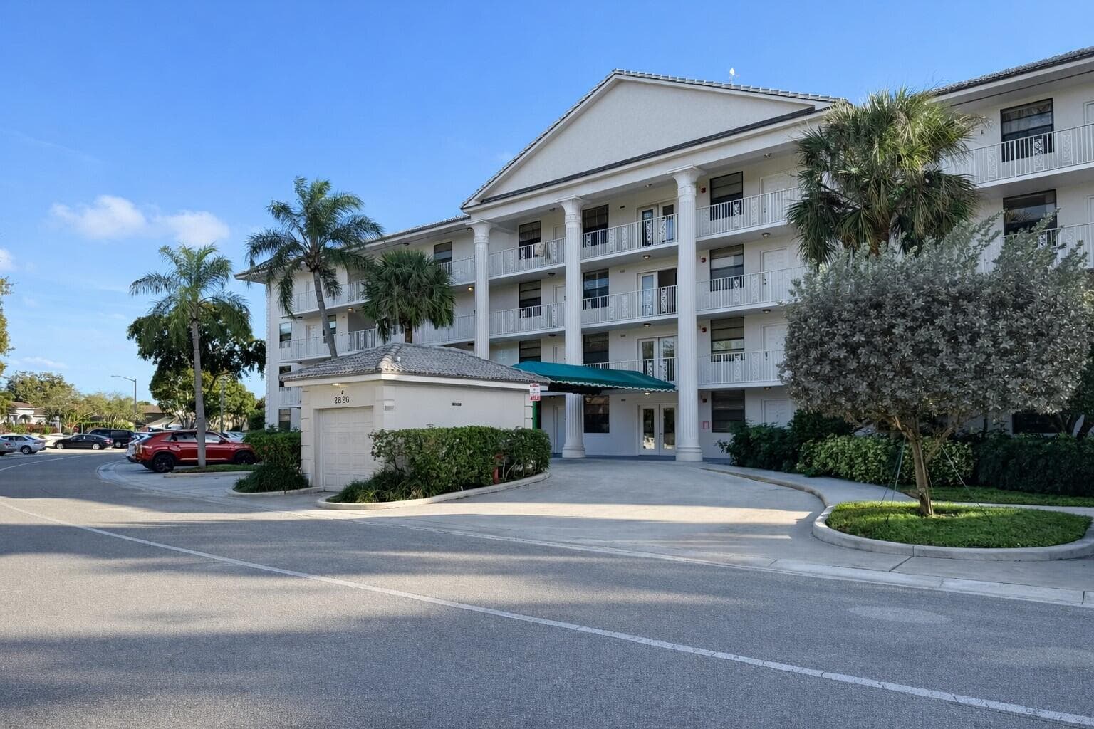 3826 Whitehall Drive 305, West Palm Beach, FL 33401 — photo 26 of 28