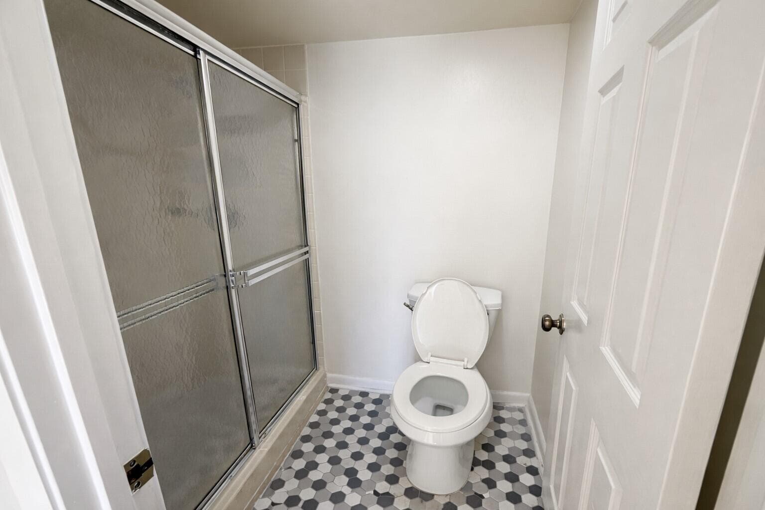 3826 Whitehall Drive 305, West Palm Beach, FL 33401 — photo 15 of 28