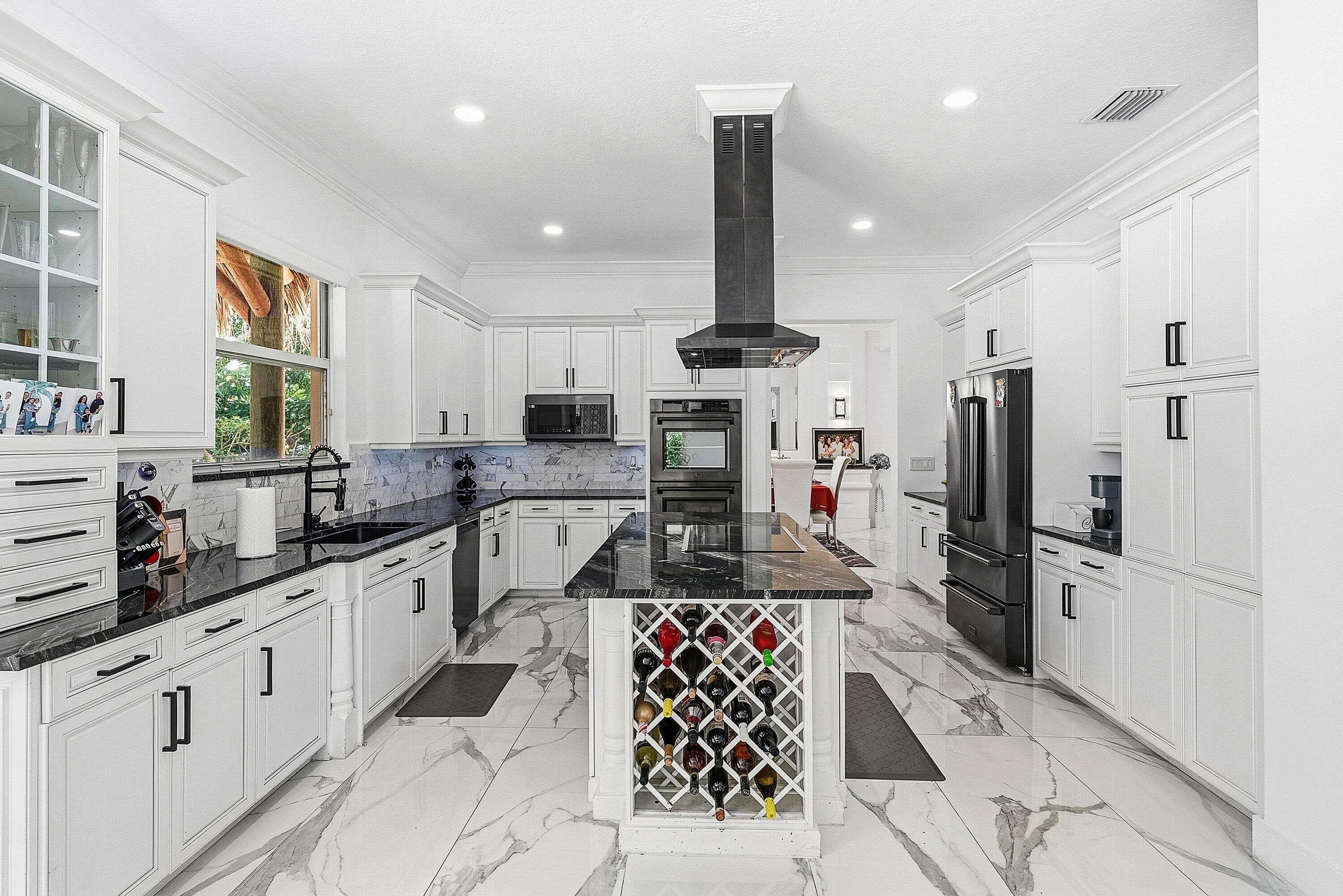 9232 Pineville Drive, Lake Worth, FL 33467 — photo 16 of 54