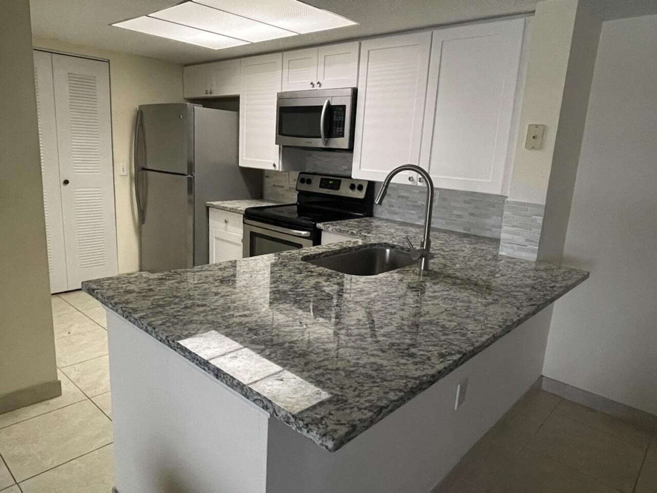 5045 Wiles Road 308, Coconut Creek, FL 33073 — photo 8 of 9