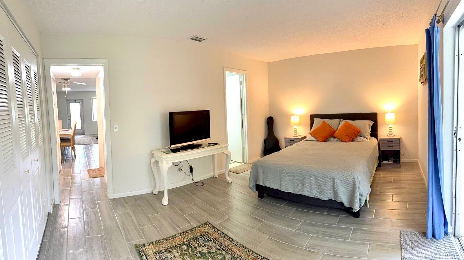 63 Windsor C, West Palm Beach, FL 33417 — photo 4 of 31