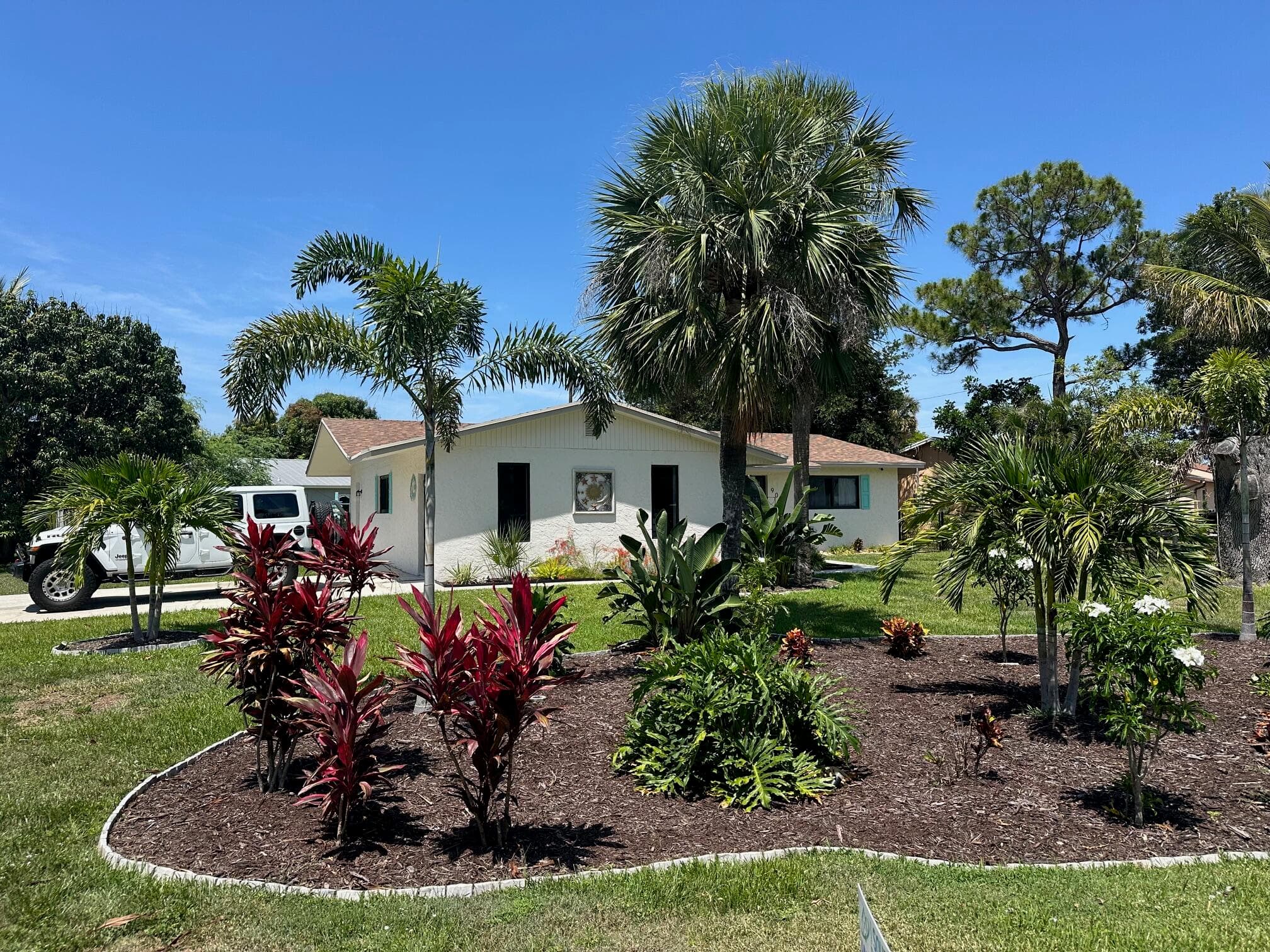 907 SE Lake Street, Stuart, FL 34994 — photo 1 of 23