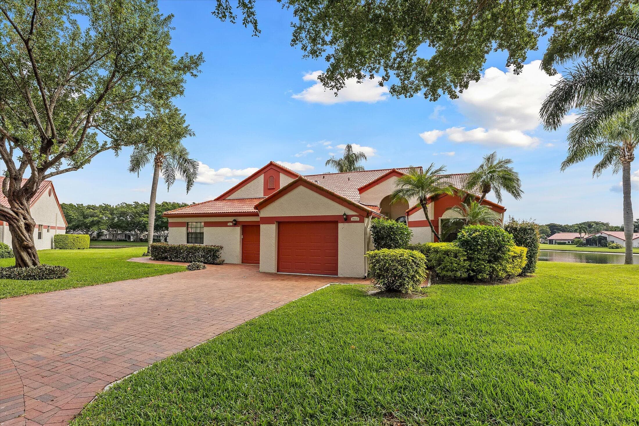 7841 Lexington Club Boulevard B, Delray Beach, FL 33446 — photo 2 of 47