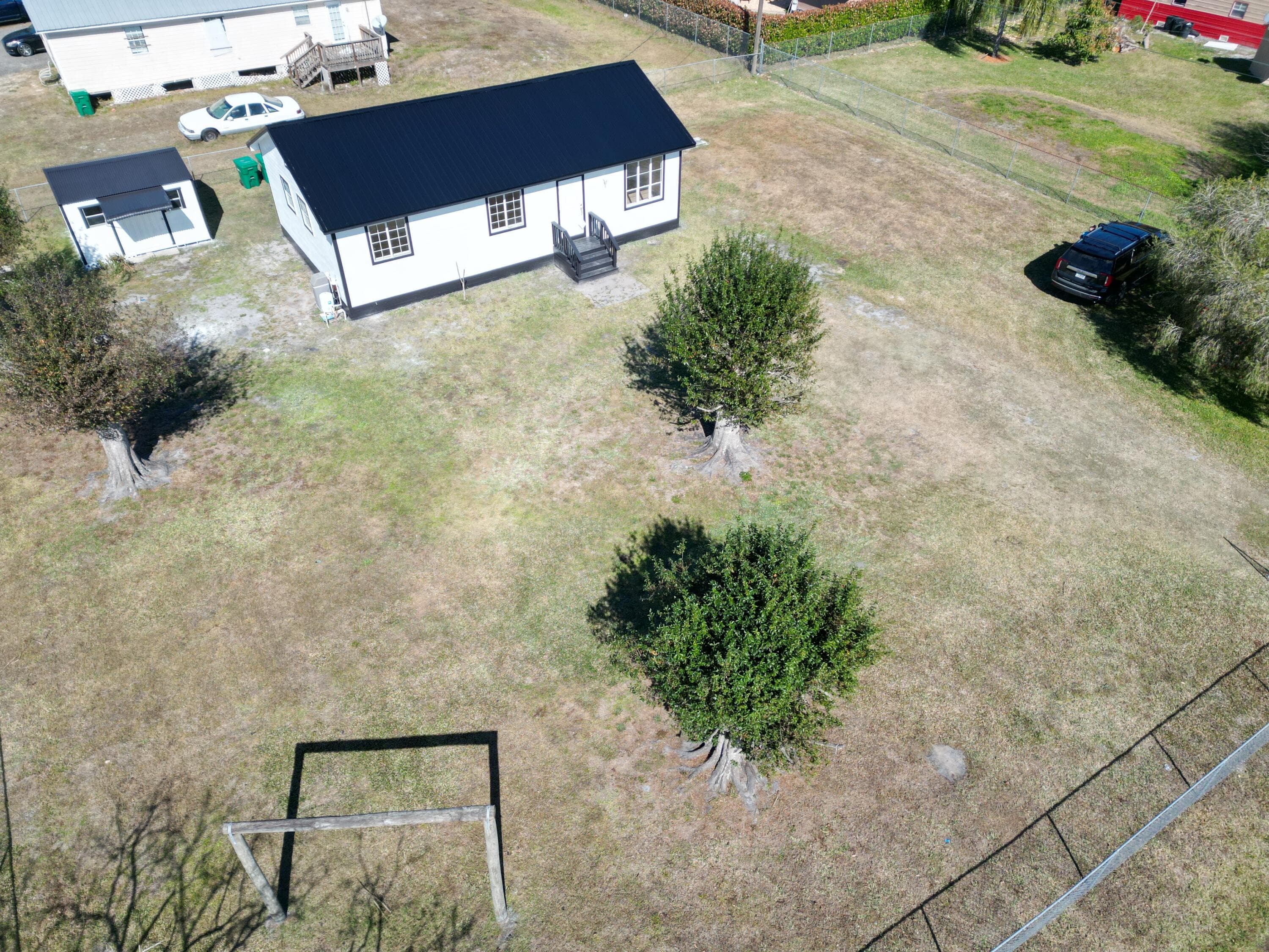 3095 NW 36th Street, Okeechobee, FL 34972 — photo 1 of 16
