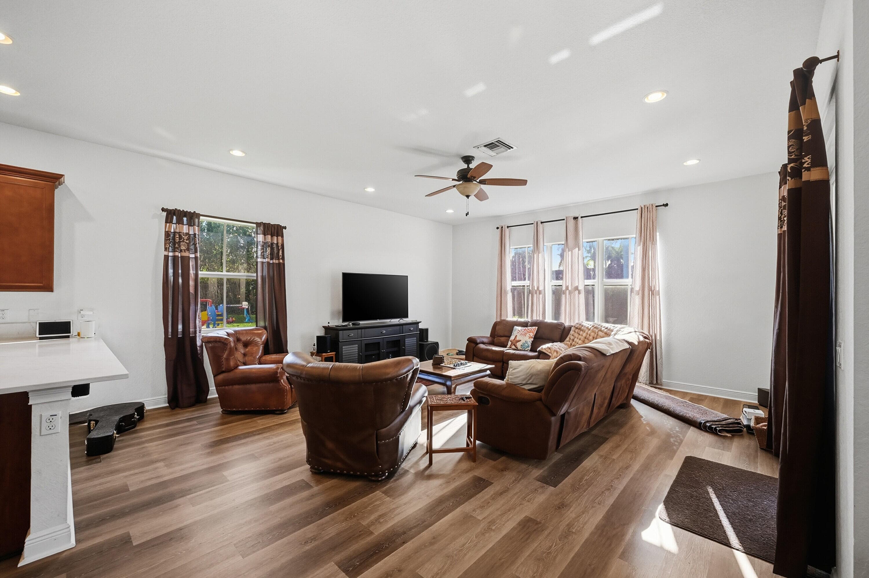 9061 Cattail Run, Parkland, FL 33076 — photo 12 of 67