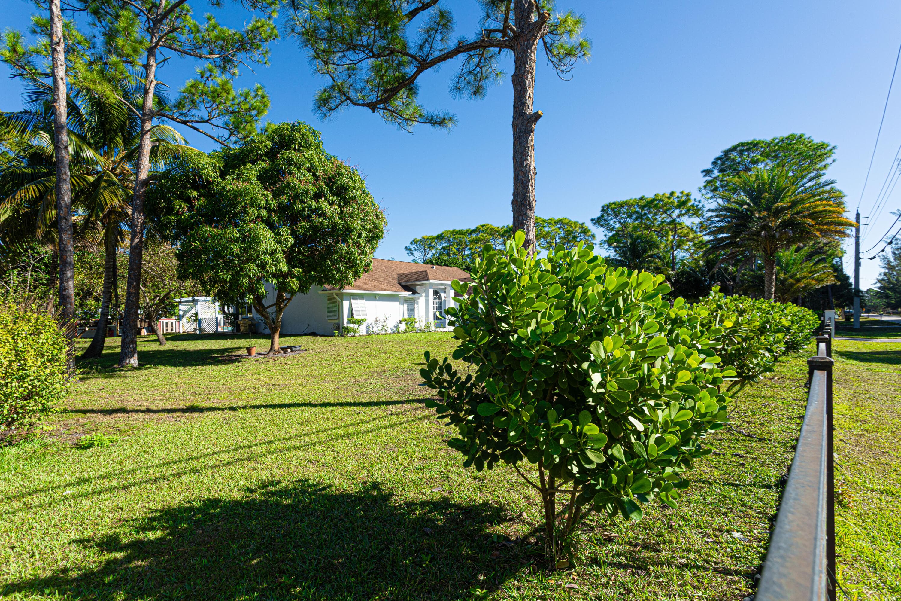 8895 Palomino Drive, Lake Worth, FL 33467 — photo 9 of 70