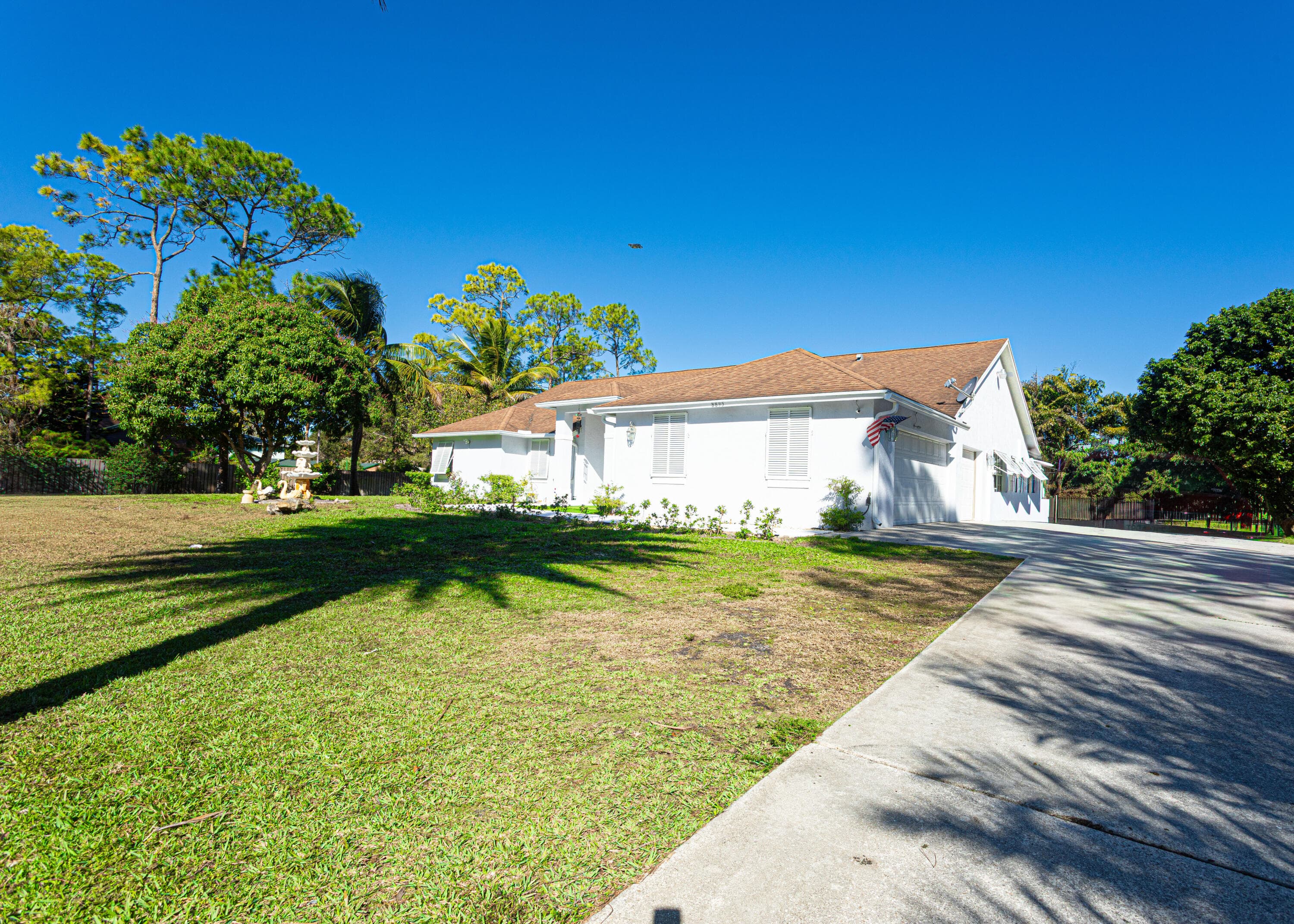 8895 Palomino Drive, Lake Worth, FL 33467 — photo 5 of 70