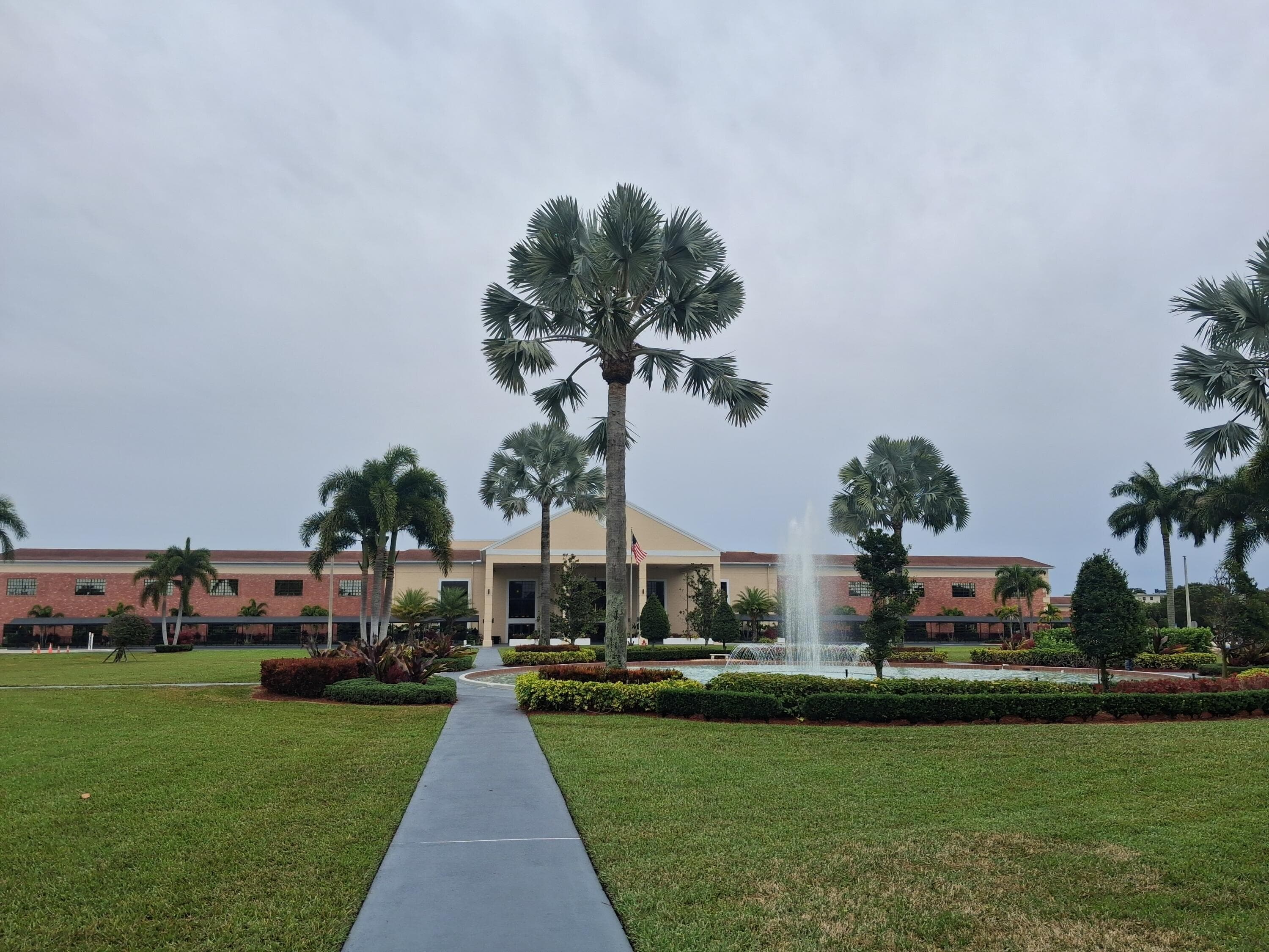 105 Suffolk C 105, Boca Raton, FL 33434 — photo 2 of 7