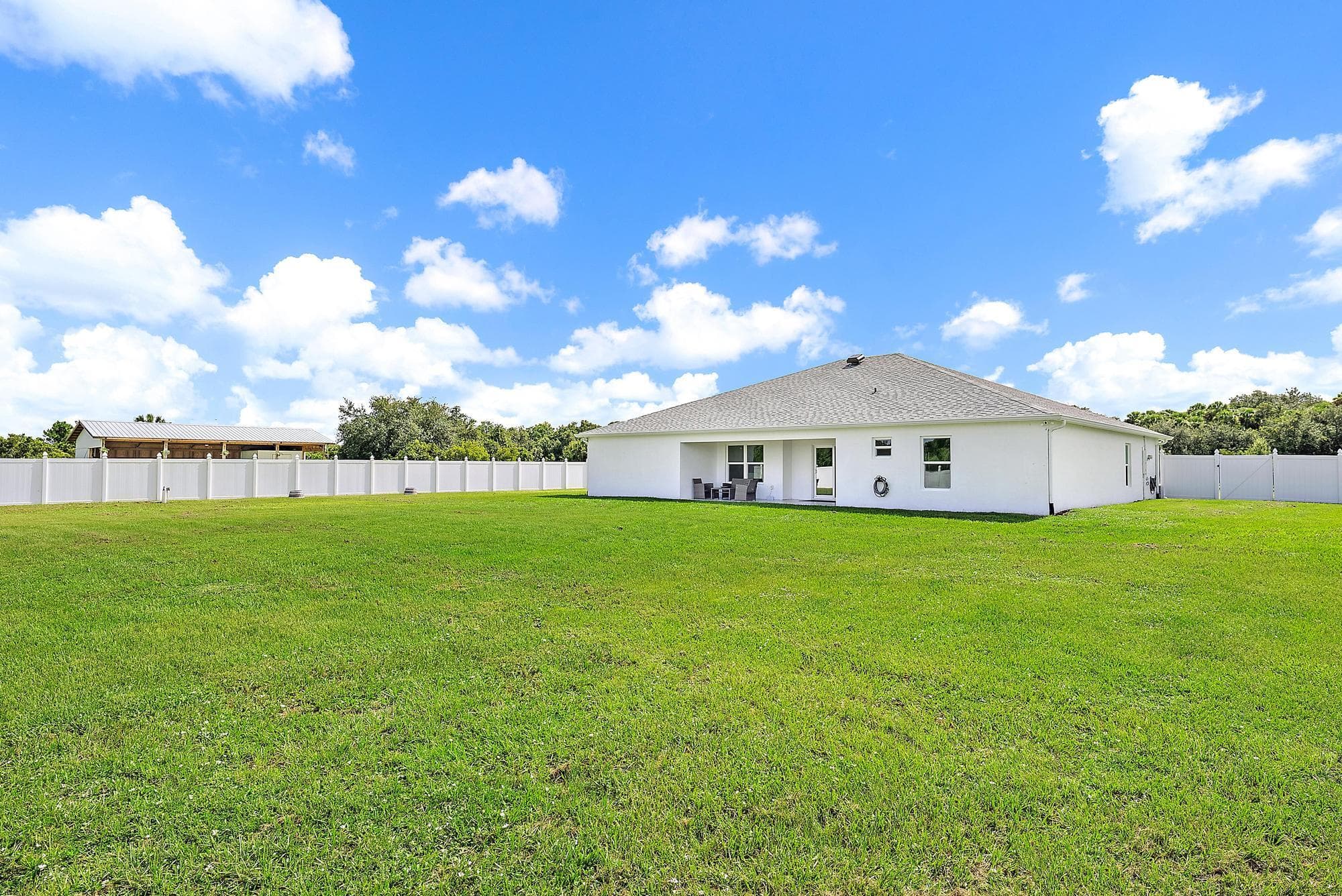 13615 SE 26th Lane, Okeechobee, FL 34974 — photo 7 of 46