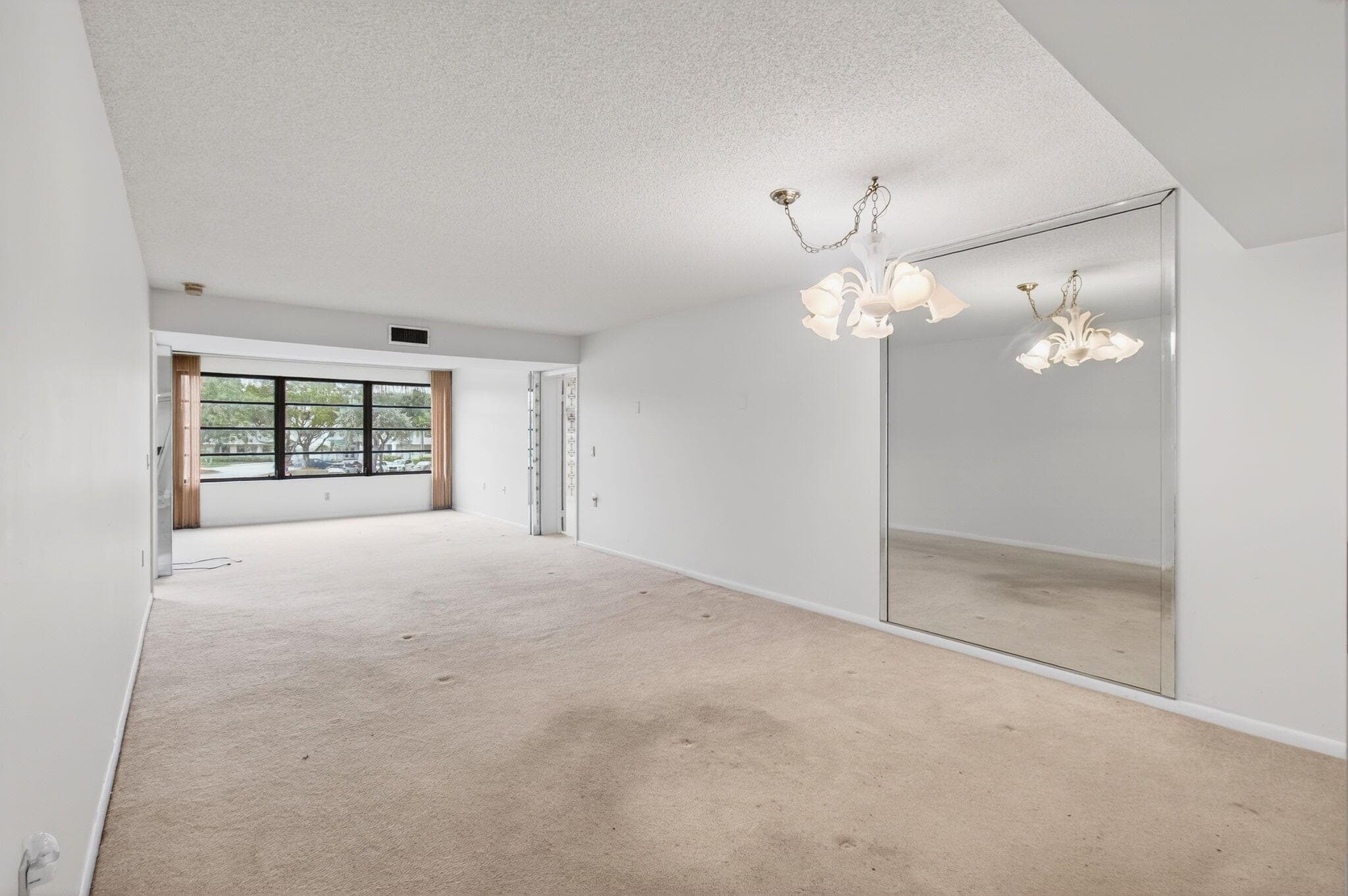 6049 Balboa Circle 205, Boca Raton, FL 33433 — photo 10 of 27