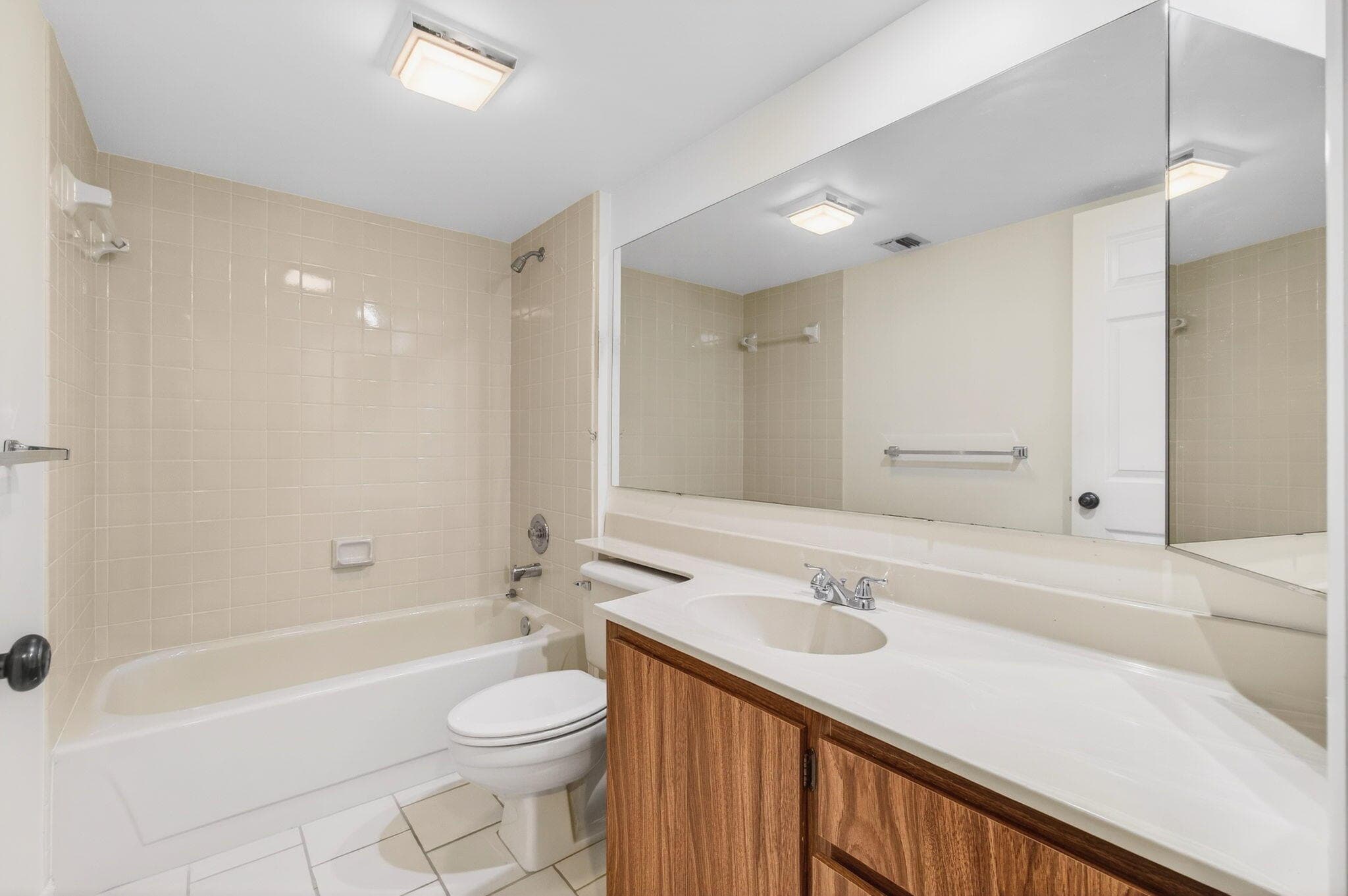 6049 Balboa Circle 205, Boca Raton, FL 33433 — photo 17 of 27