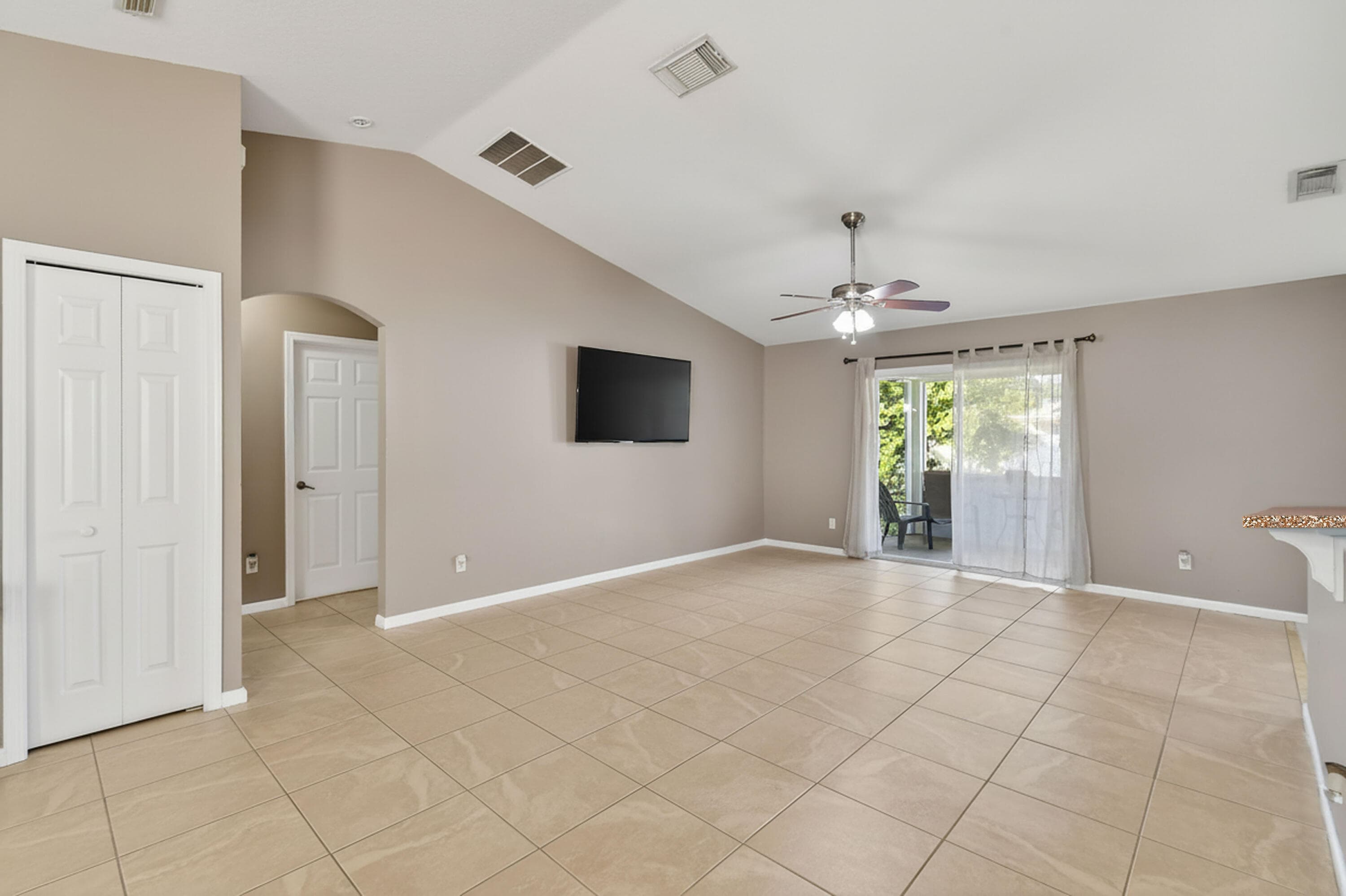 933 SW General Patton Terrace, Port St. Lucie, FL 34953 — photo 5 of 36