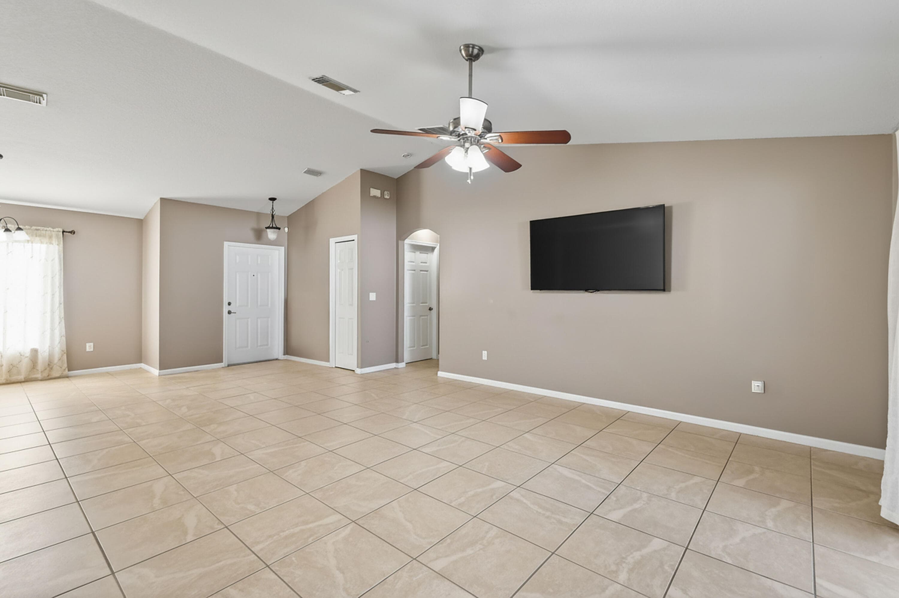 933 SW General Patton Terrace, Port St. Lucie, FL 34953 — photo 8 of 36