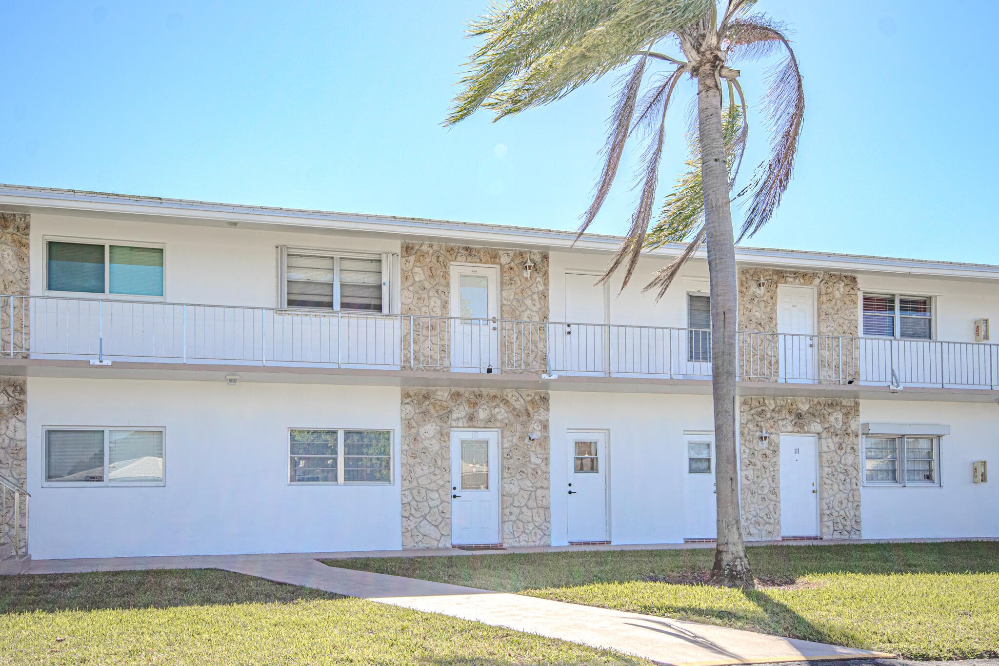 2850 W Golf Boulevard 210, Pompano Beach, FL 33064 — photo 2 of 29