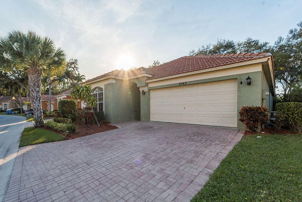 8063 Via Hacienda, Riviera Beach, FL 33418 — photo 2 of 42