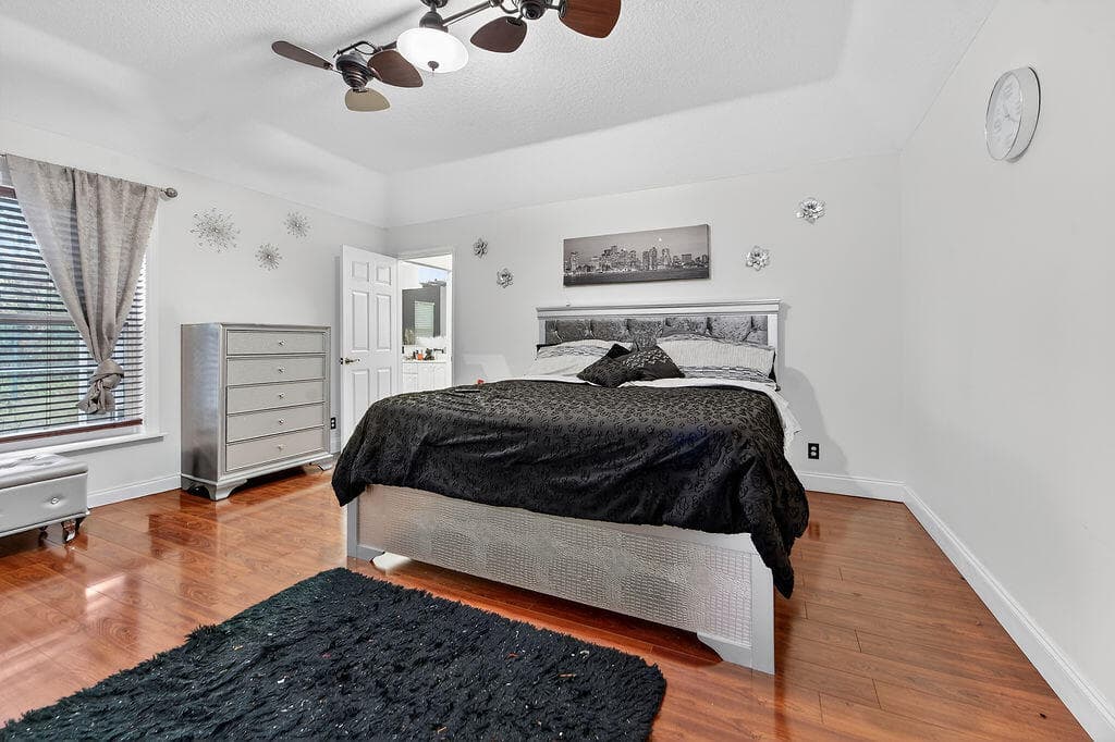8063 Via Hacienda, Riviera Beach, FL 33418 — photo 17 of 42